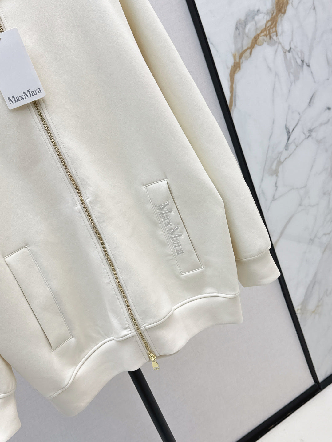 Lo 25fw hoodie