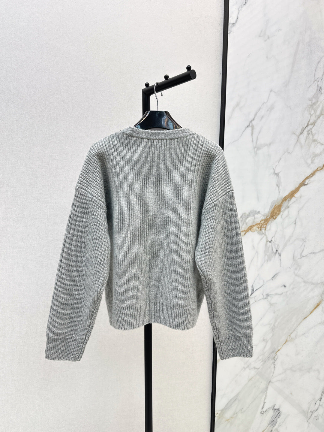 Ce 25fw embroidered sweater