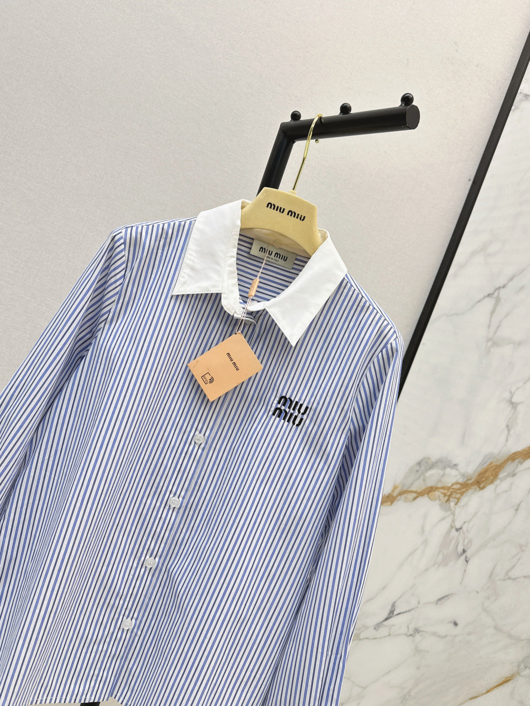 M 25fw buttons shirt