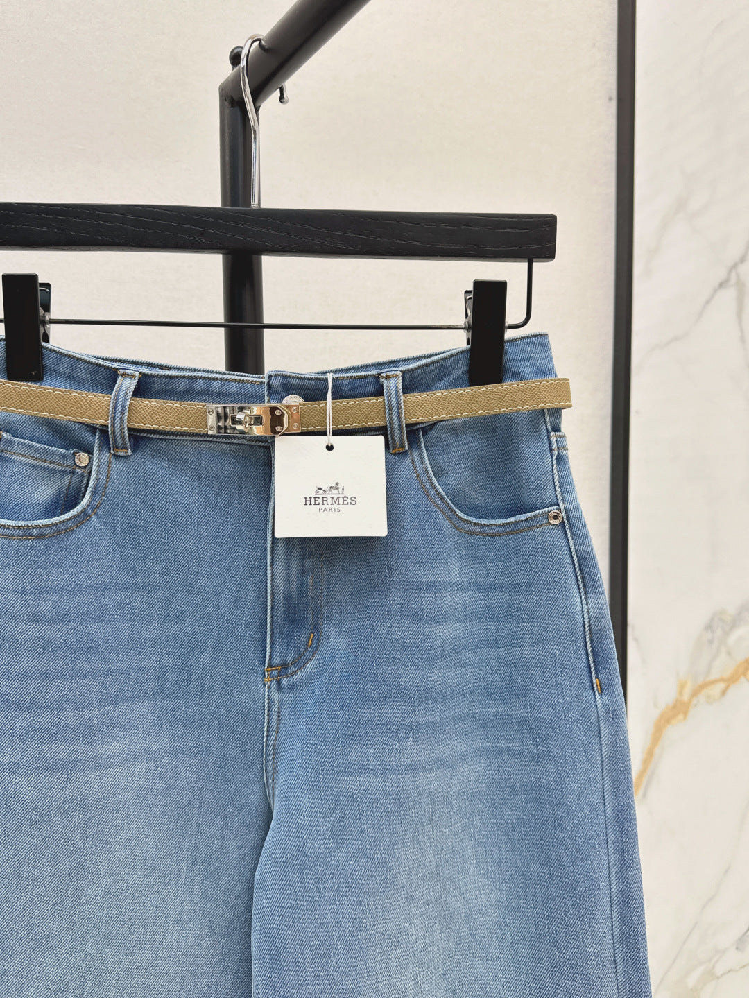 H 25fw straight jeans