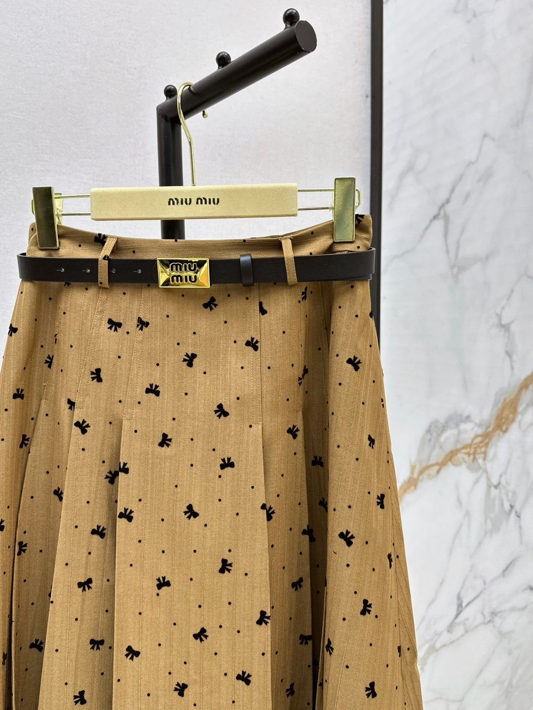 M 25fw jacquard skirt