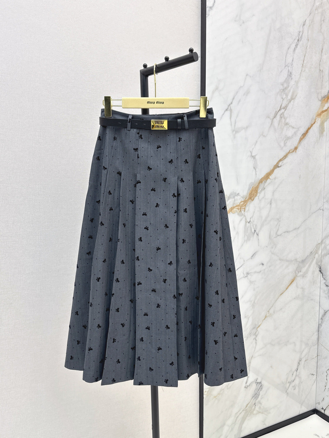 M 25fw jacquard skirt