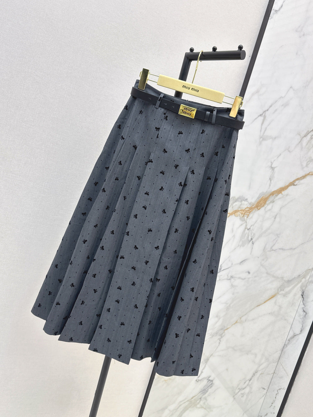 M 25fw jacquard skirt