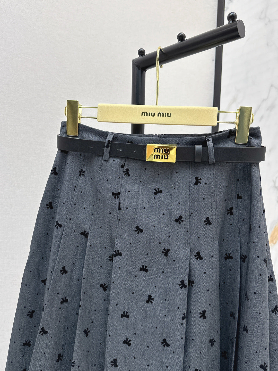 M 25fw jacquard skirt