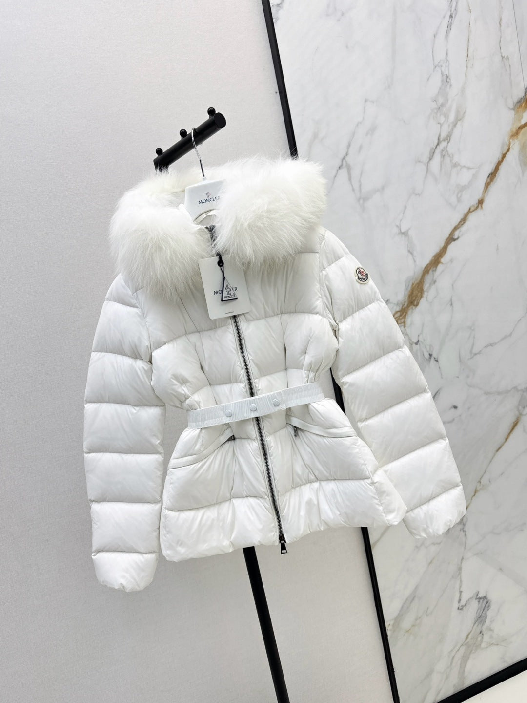 Mon 25fw down jacket