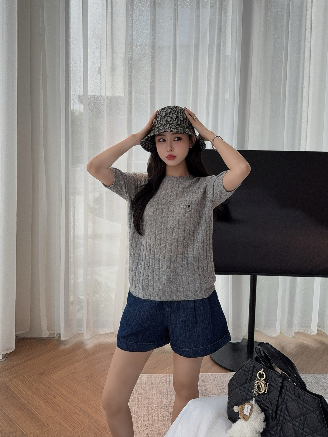 D 25fw knitted sweater