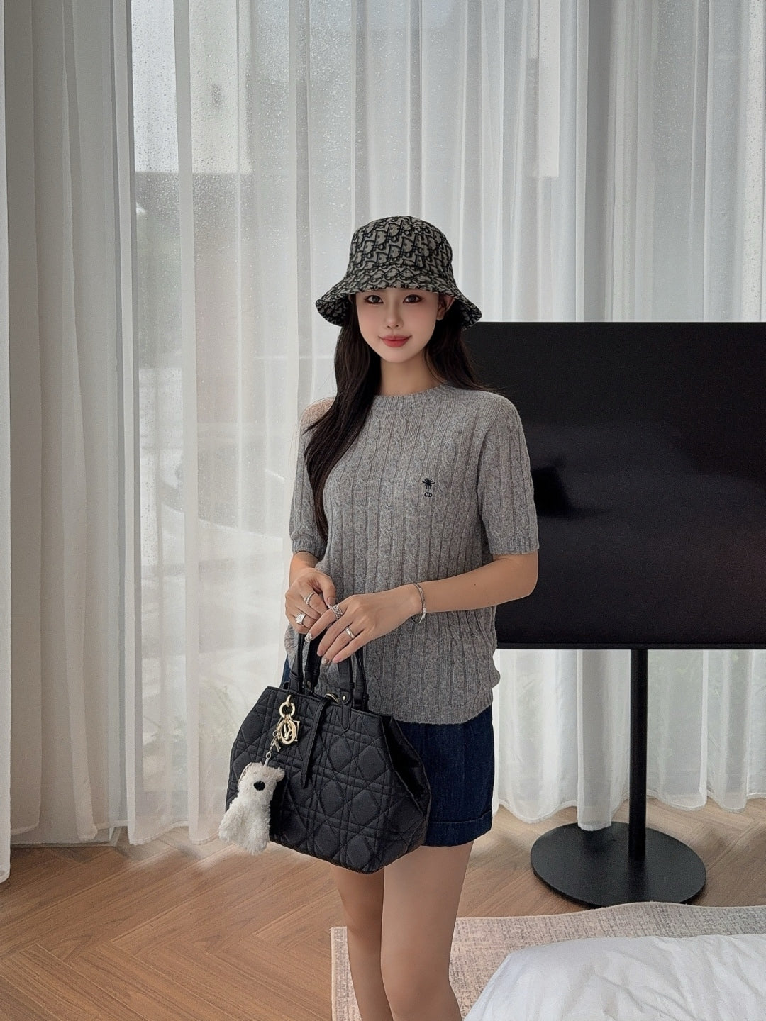 D 25fw knitted sweater