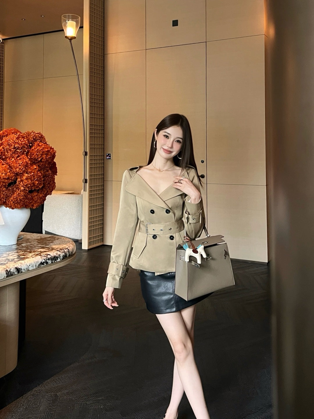 D 25fw off-shoulder jacket