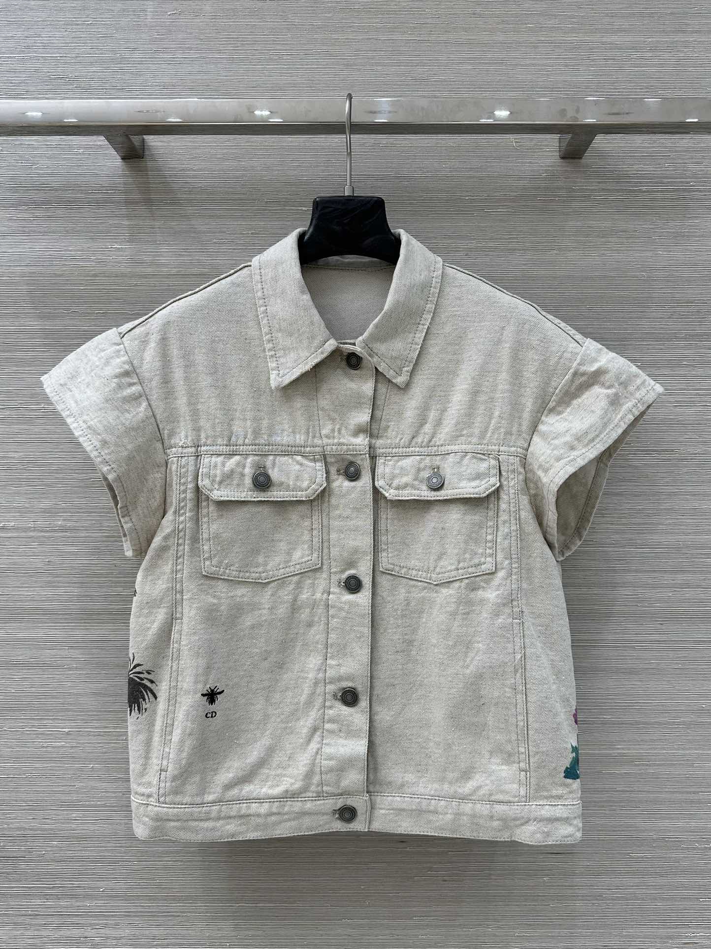 D 25 Souvenir City Limited Edition Denim Vest and Shorts Set