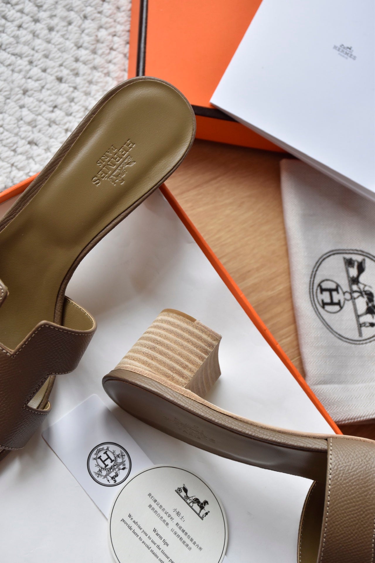He 25 High-heeled leather sandals (4.5cm)