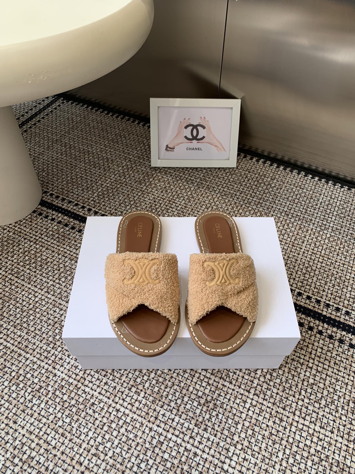 Ce 25ss New British-Style Flat Wool Slippers