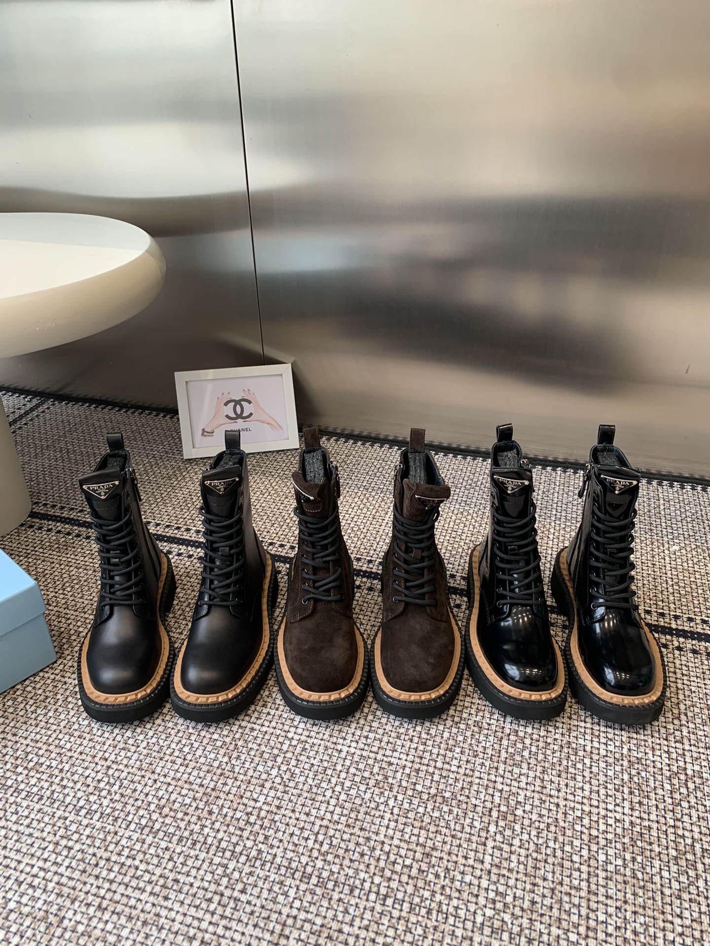 Pra 25fw Classic triangle-shaped ankle boots