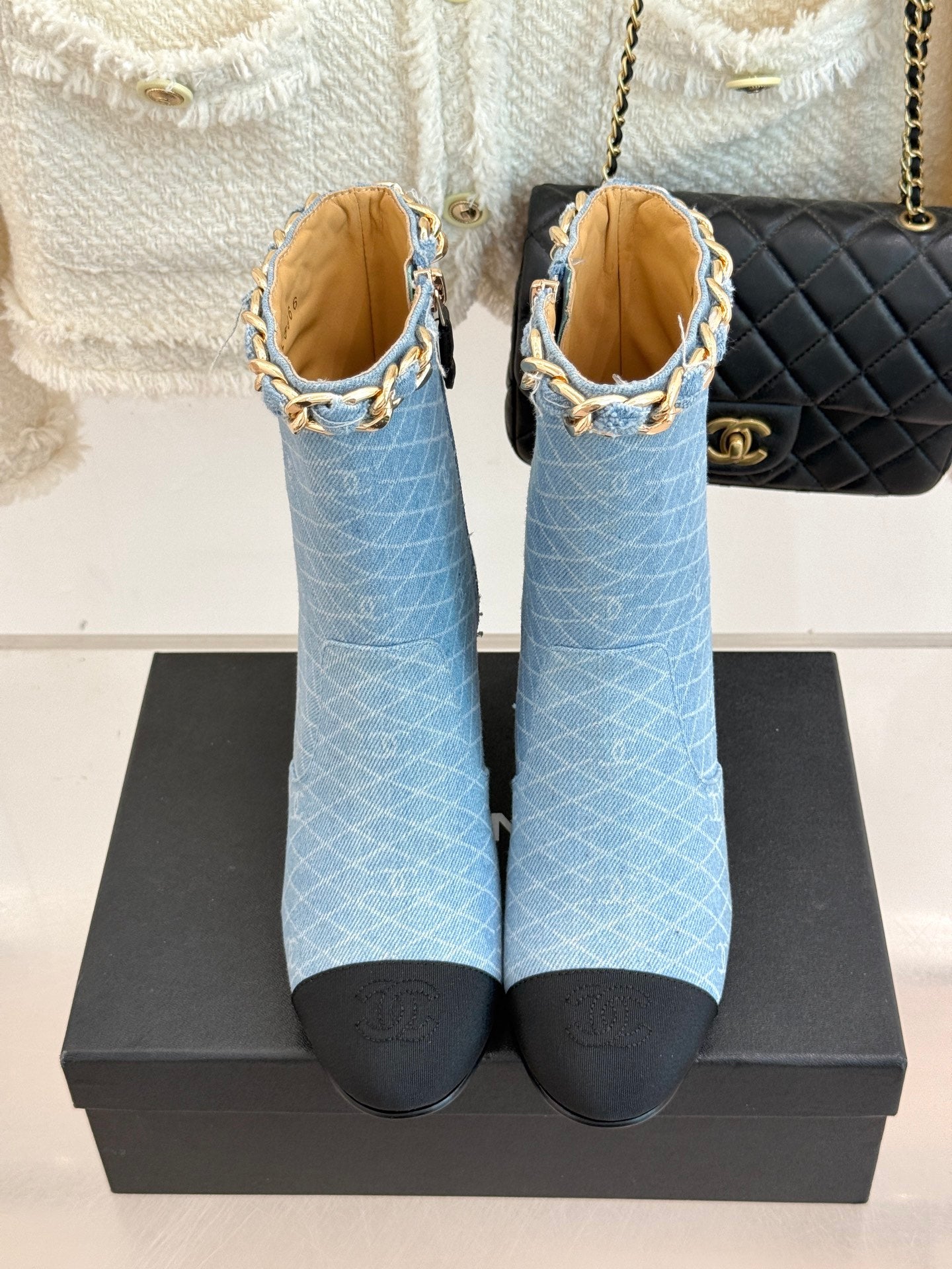 C 25Bfw Runway Style Diamond Chain High Heel Ankle Boots (DARK BLUE/BLUE)