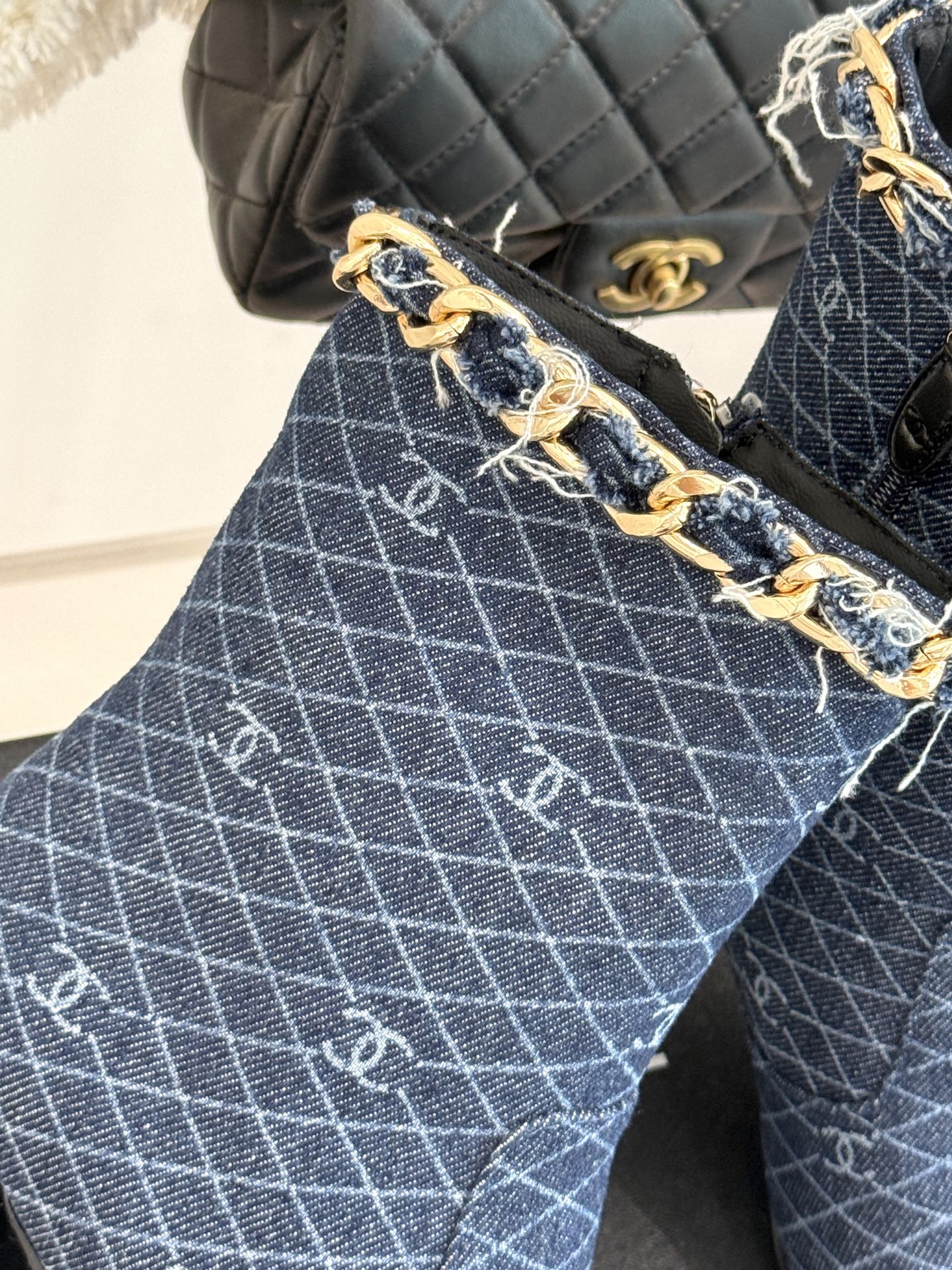 C 25Bfw Runway Style Diamond Chain High Heel Ankle Boots (DARK BLUE/BLUE)