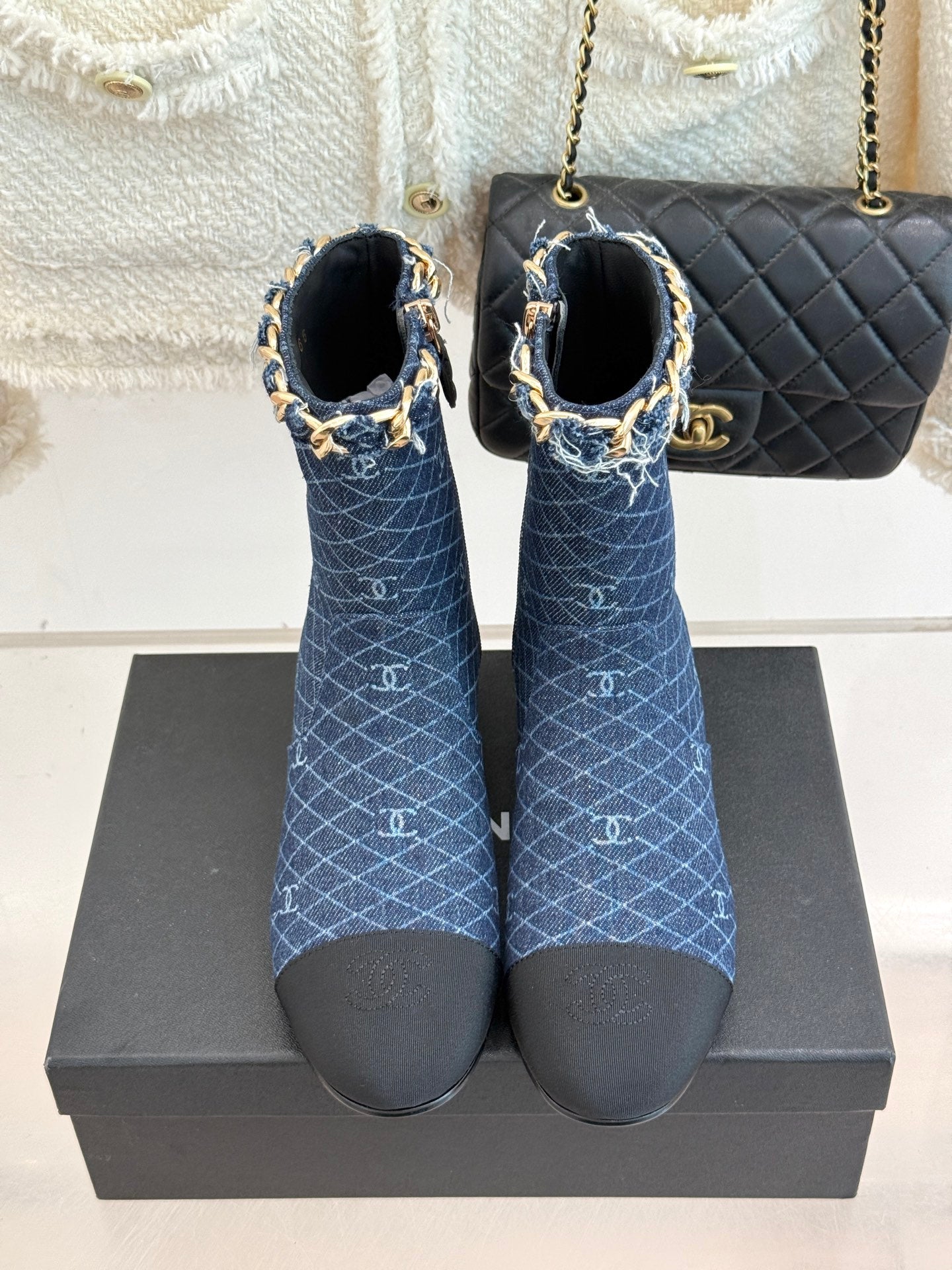 C 25Bfw Runway Style Diamond Chain High Heel Ankle Boots