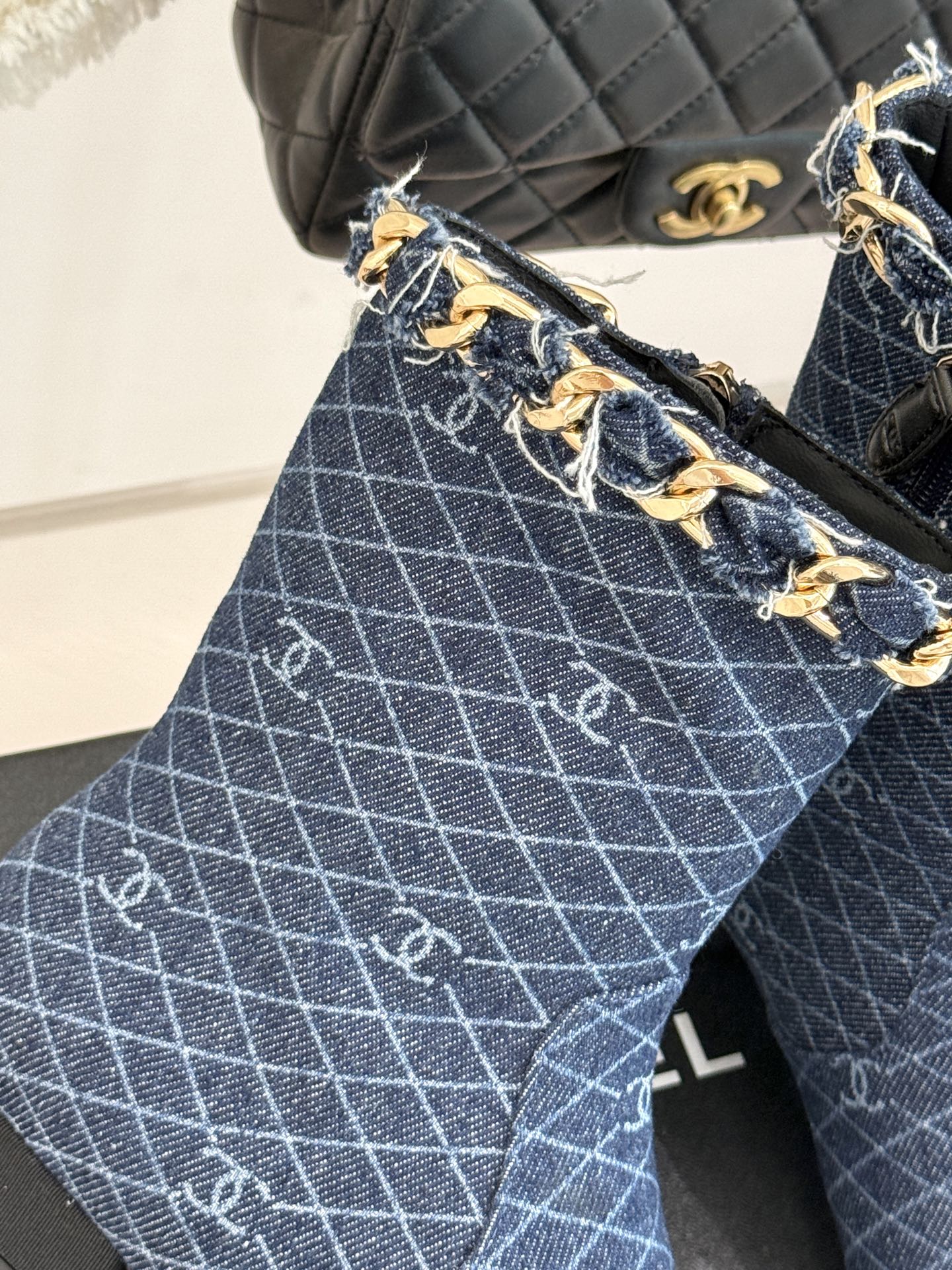 C 25Bfw Runway Style Diamond Chain High Heel Ankle Boots
