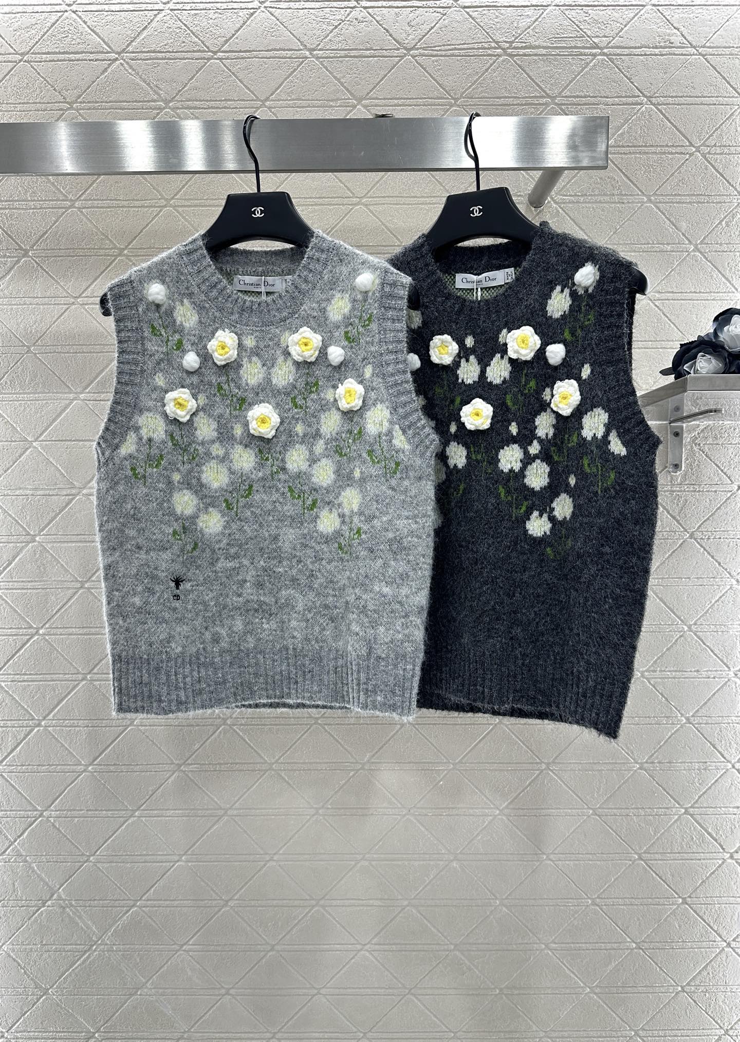 Di 25 3D Crochet Knitted Vest