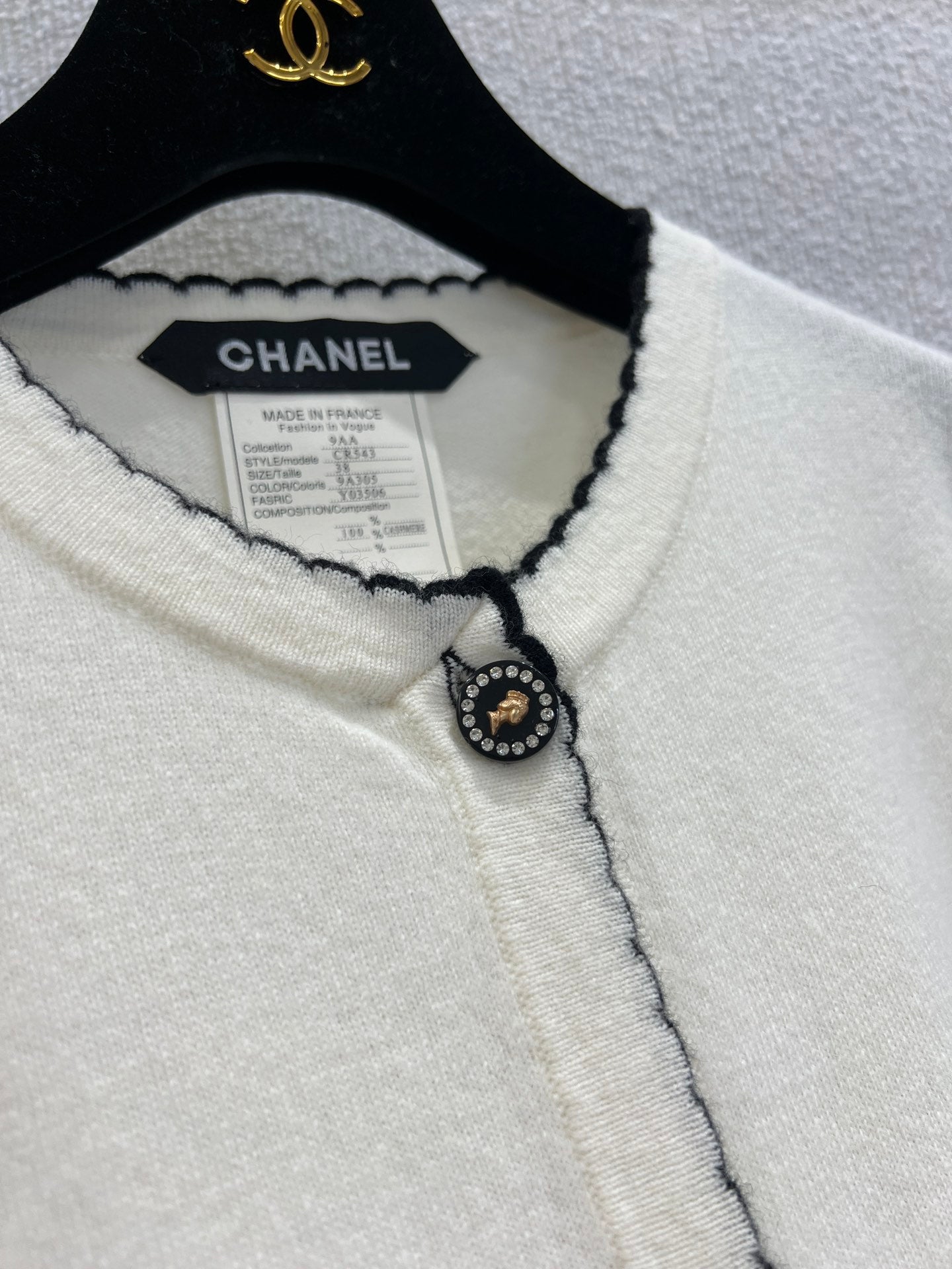 C 25B High-end Handicraft Series Double Pocket Round Neck Knit Cardigan