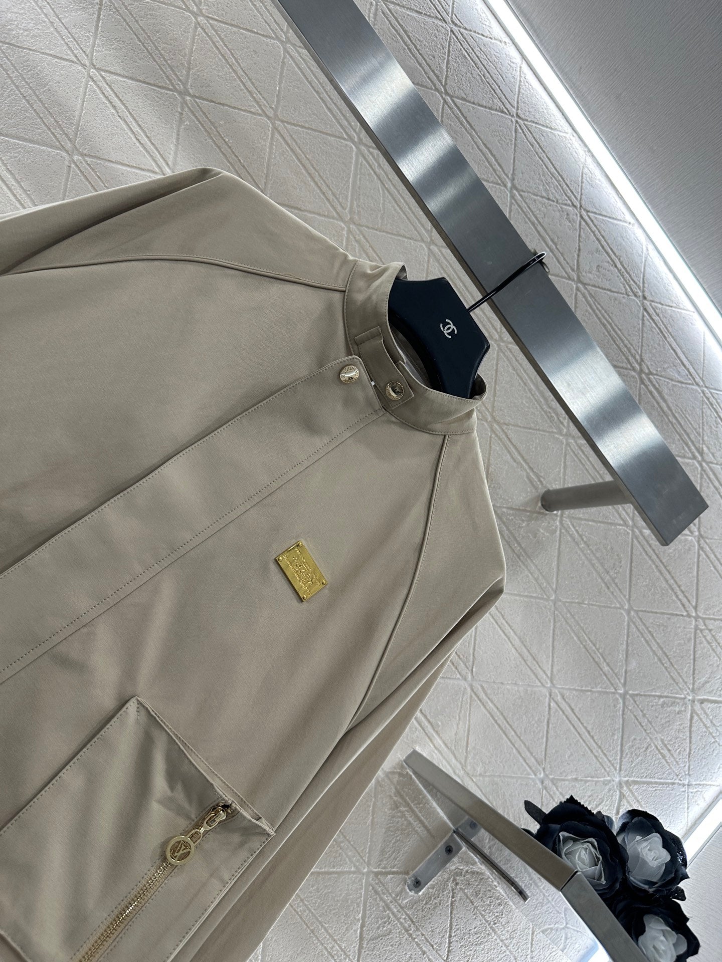 L 25 stand collar zip-up jacket