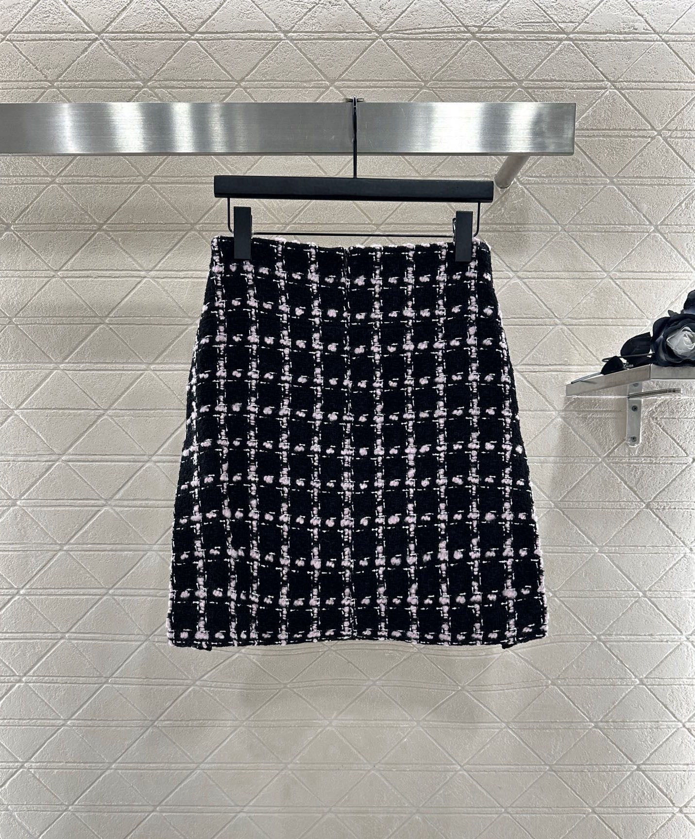 C 25 Fringed Quilted Skirt Set
