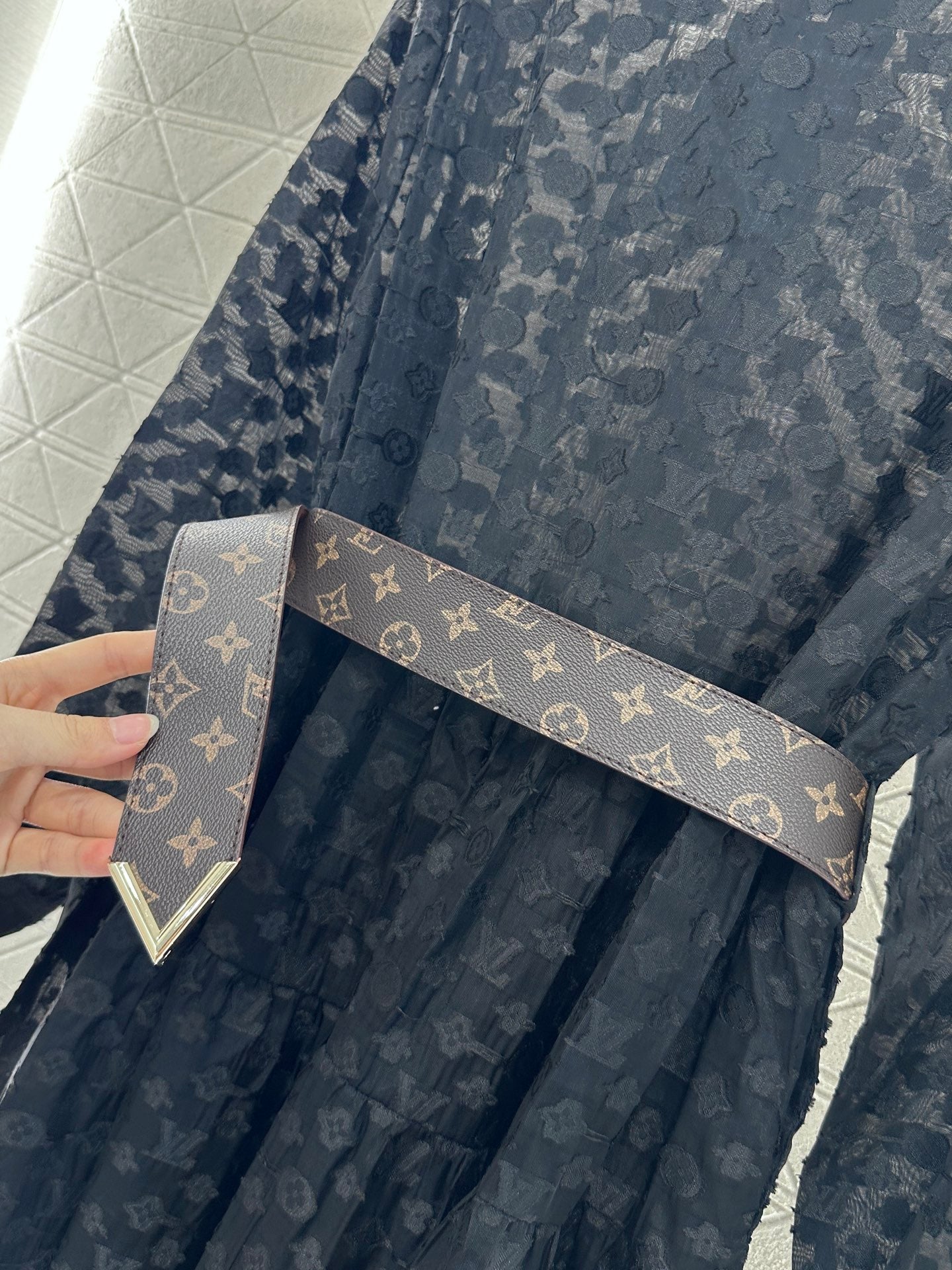 L 25 jacquard long-sleeved dress