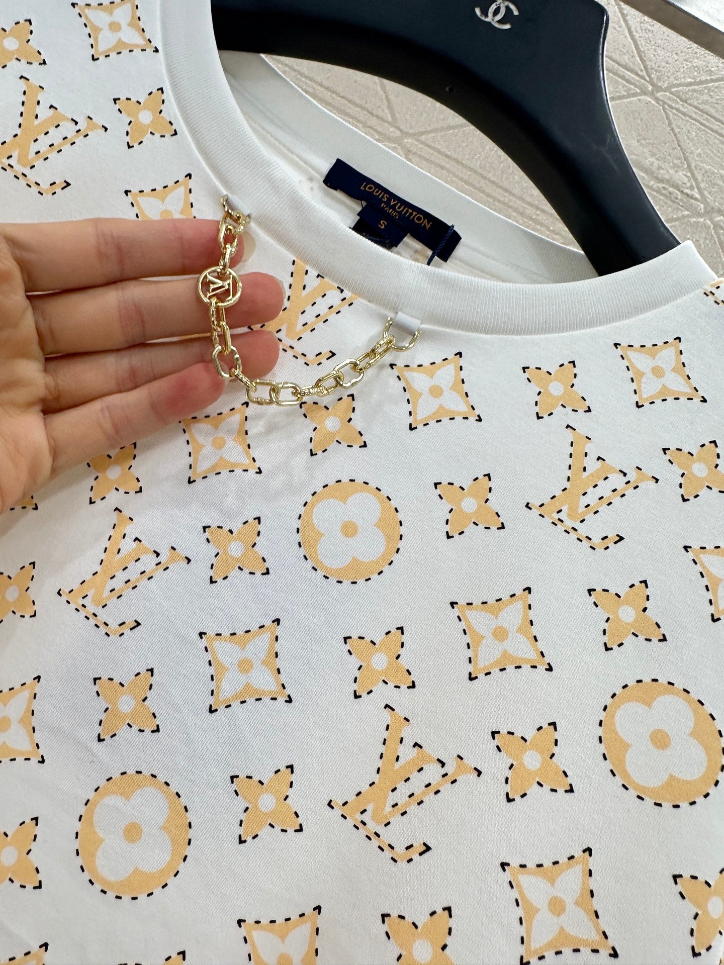 L 25 Cotton printed chain long sleeves