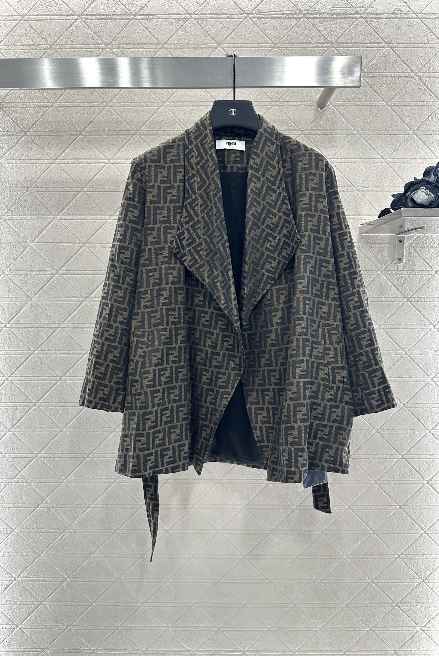 Fi 25 jacquard belted coat