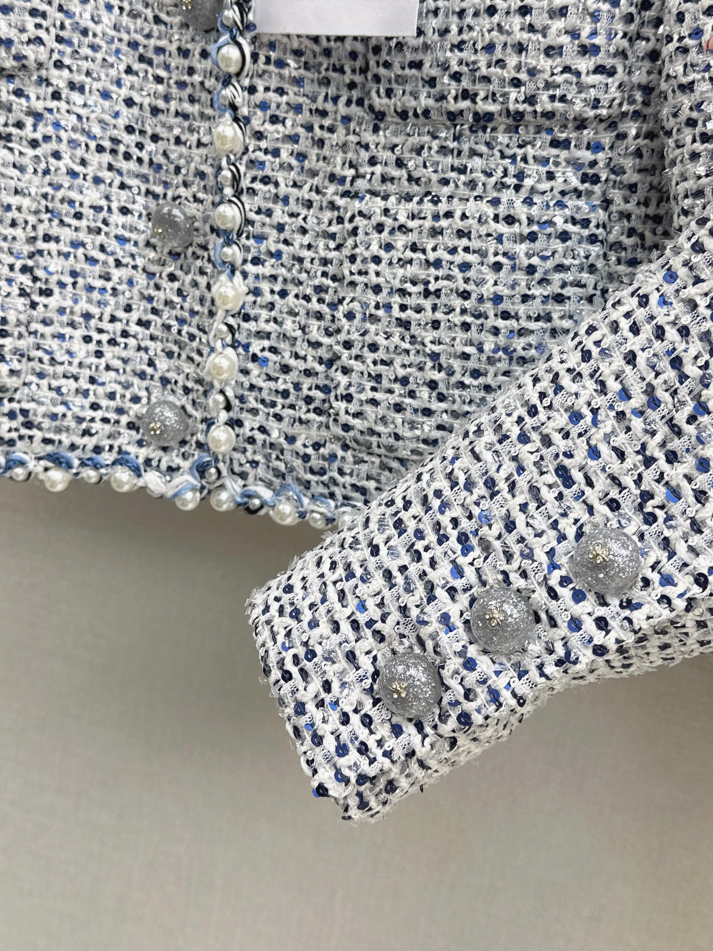 C 25fw Beaded silver tweed suit