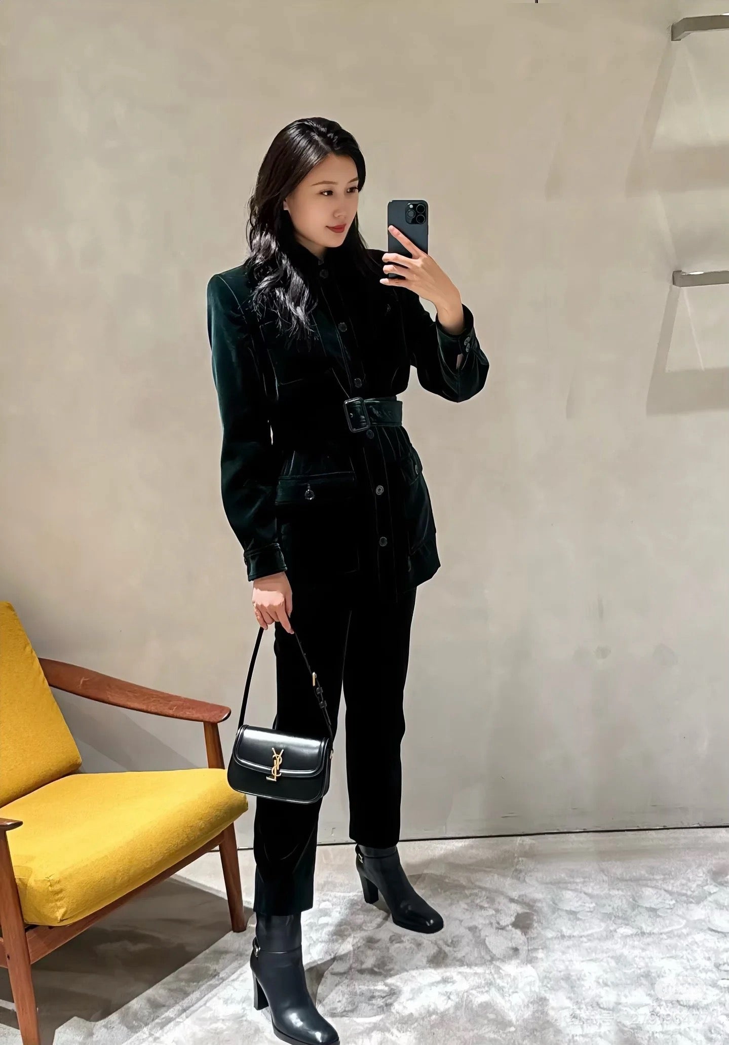 Y 25fw single-breasted velvet jacket