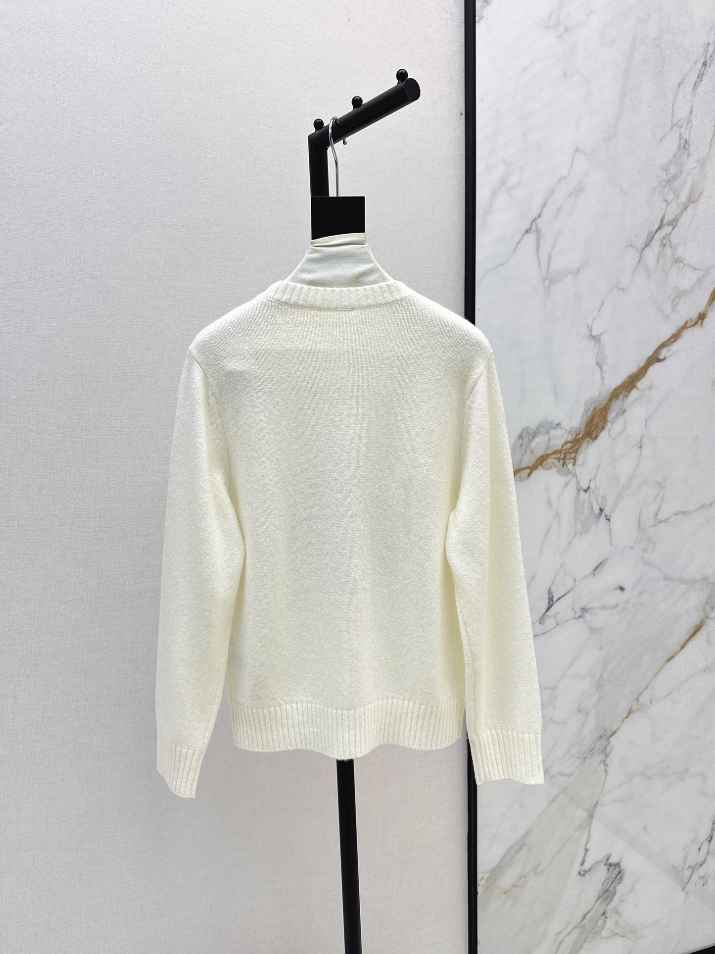 Ral 25 New Bear Embroidered Crew Neck Sweater(white/khaki)