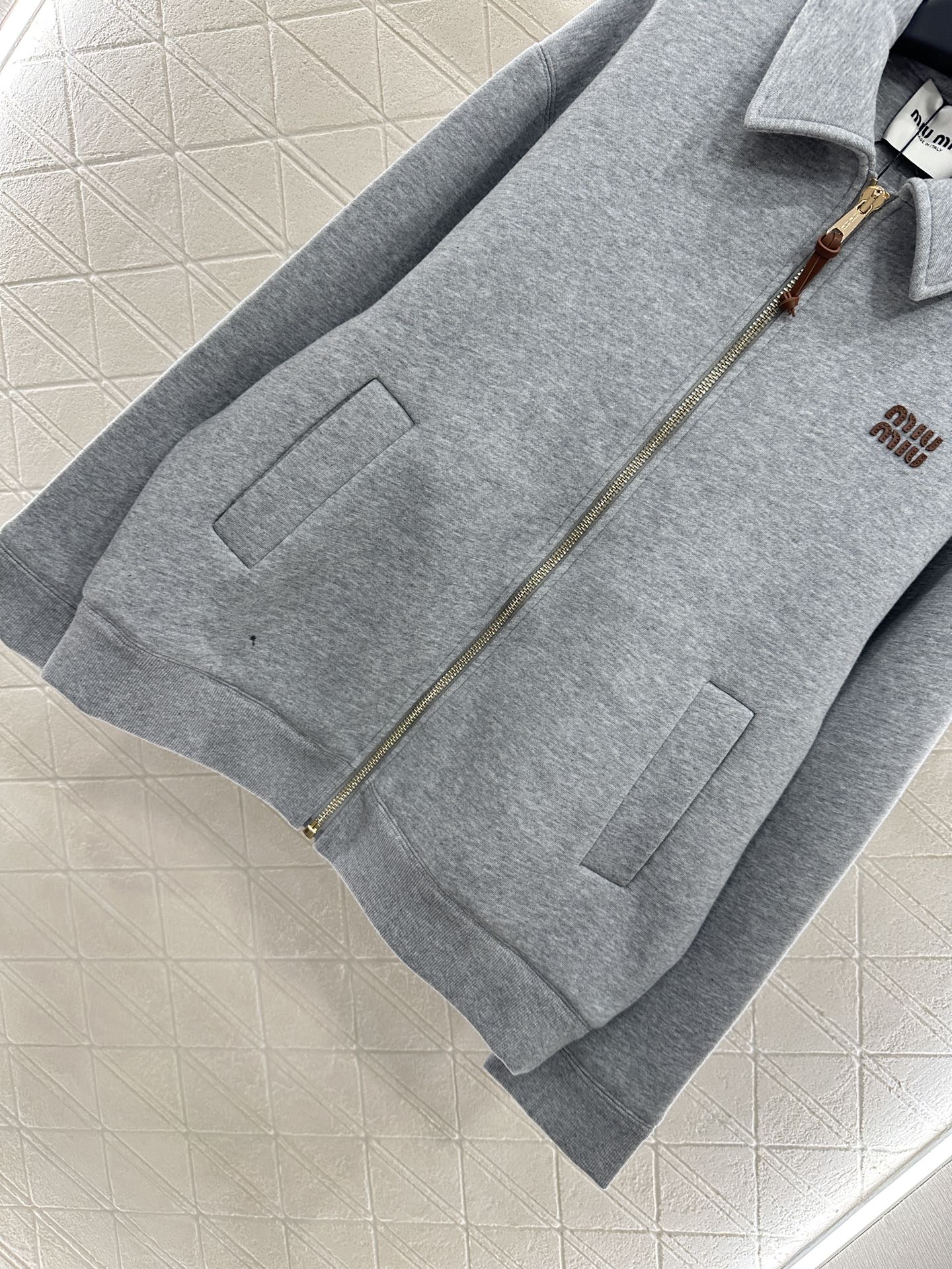 Mi 25 lapel silhouette coat