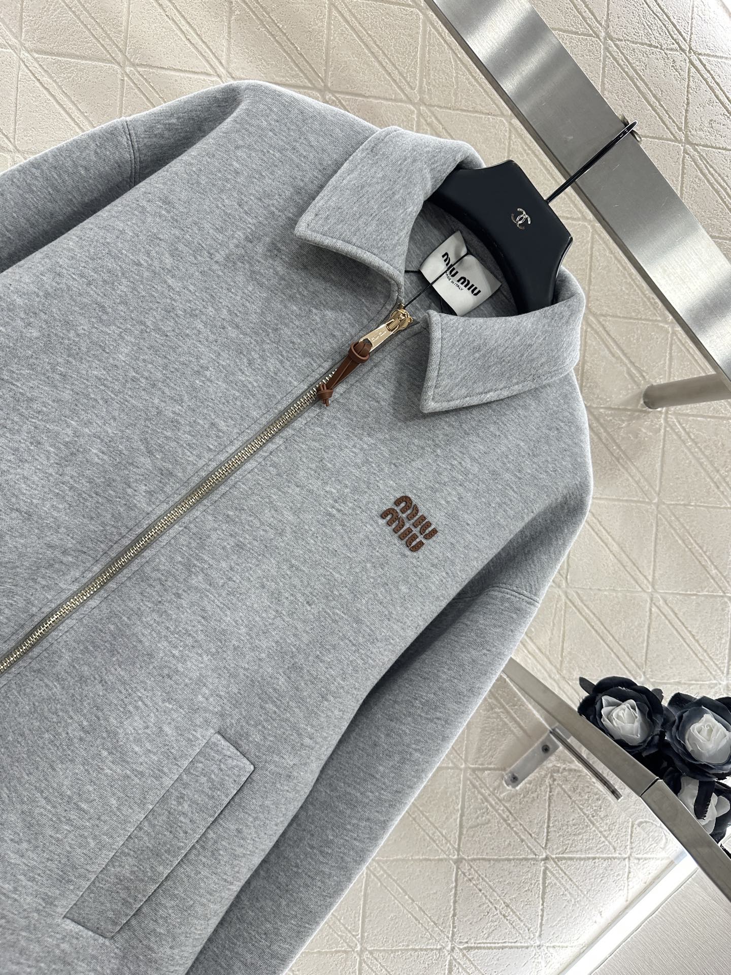 Mi 25 lapel silhouette coat