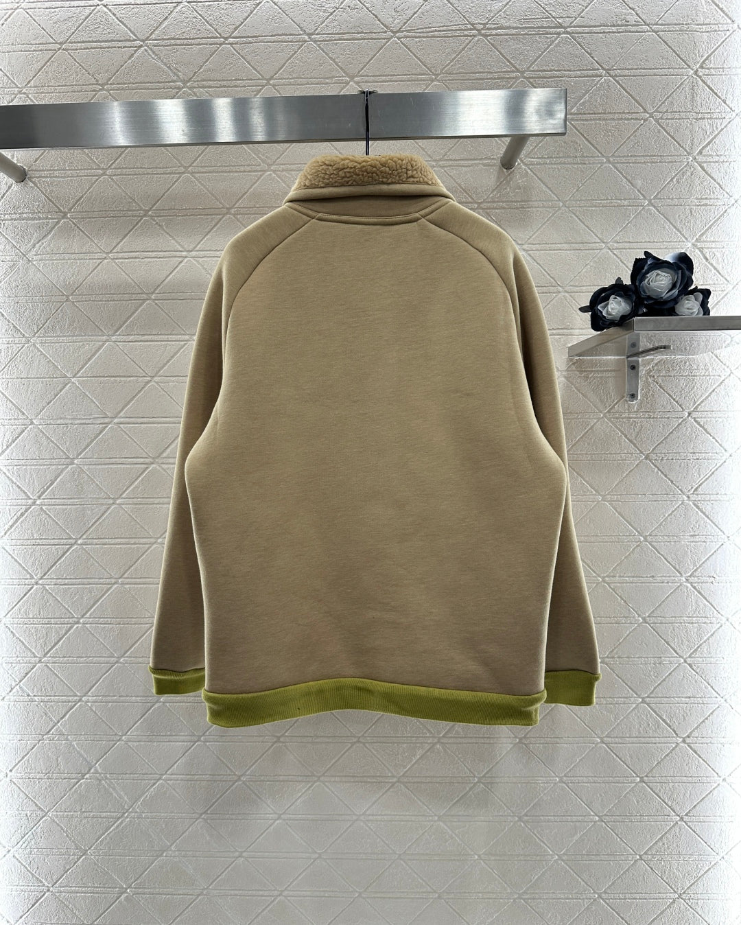 Mi 25 Plush zip-up jacket