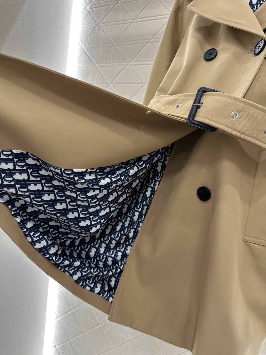 Di 25 lapel belted trench coat