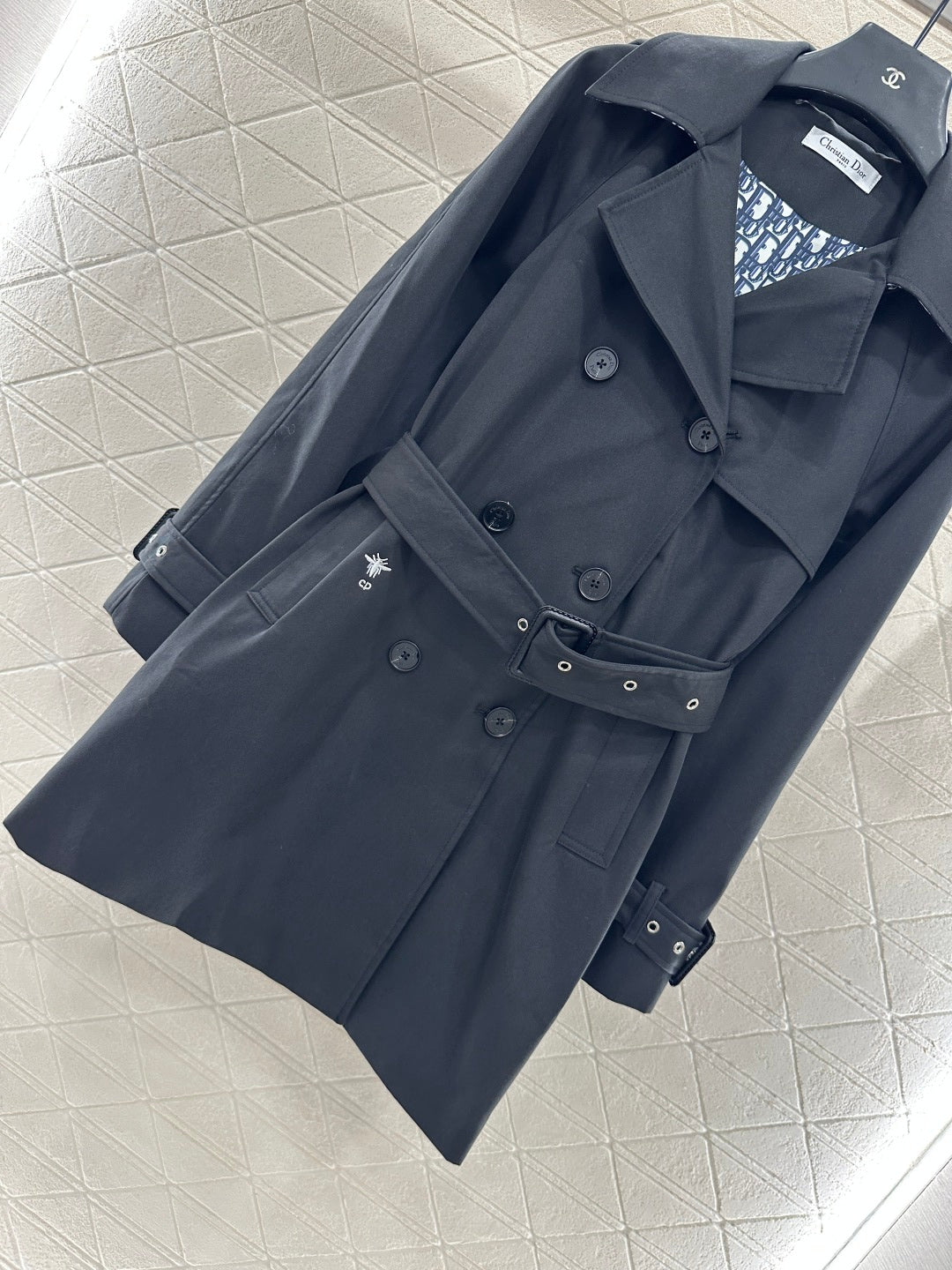 Di 25 lapel belted trench coat