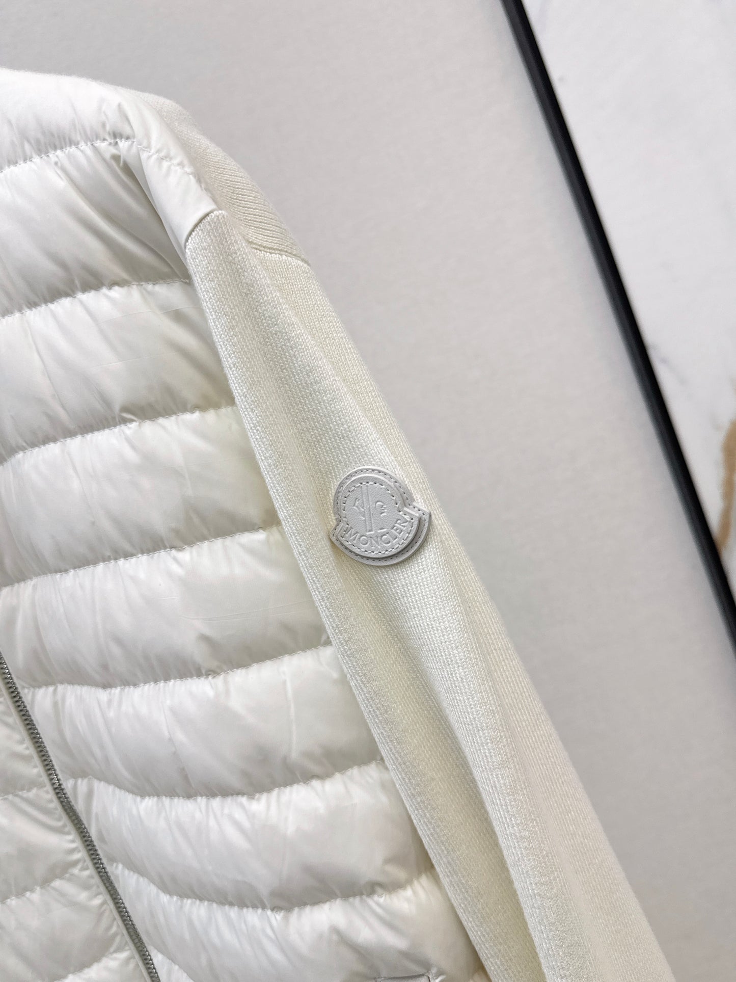 Mon 25fw New Knitted Small Stand Collar Knitted Down Jacket(WHITE/BLACK)