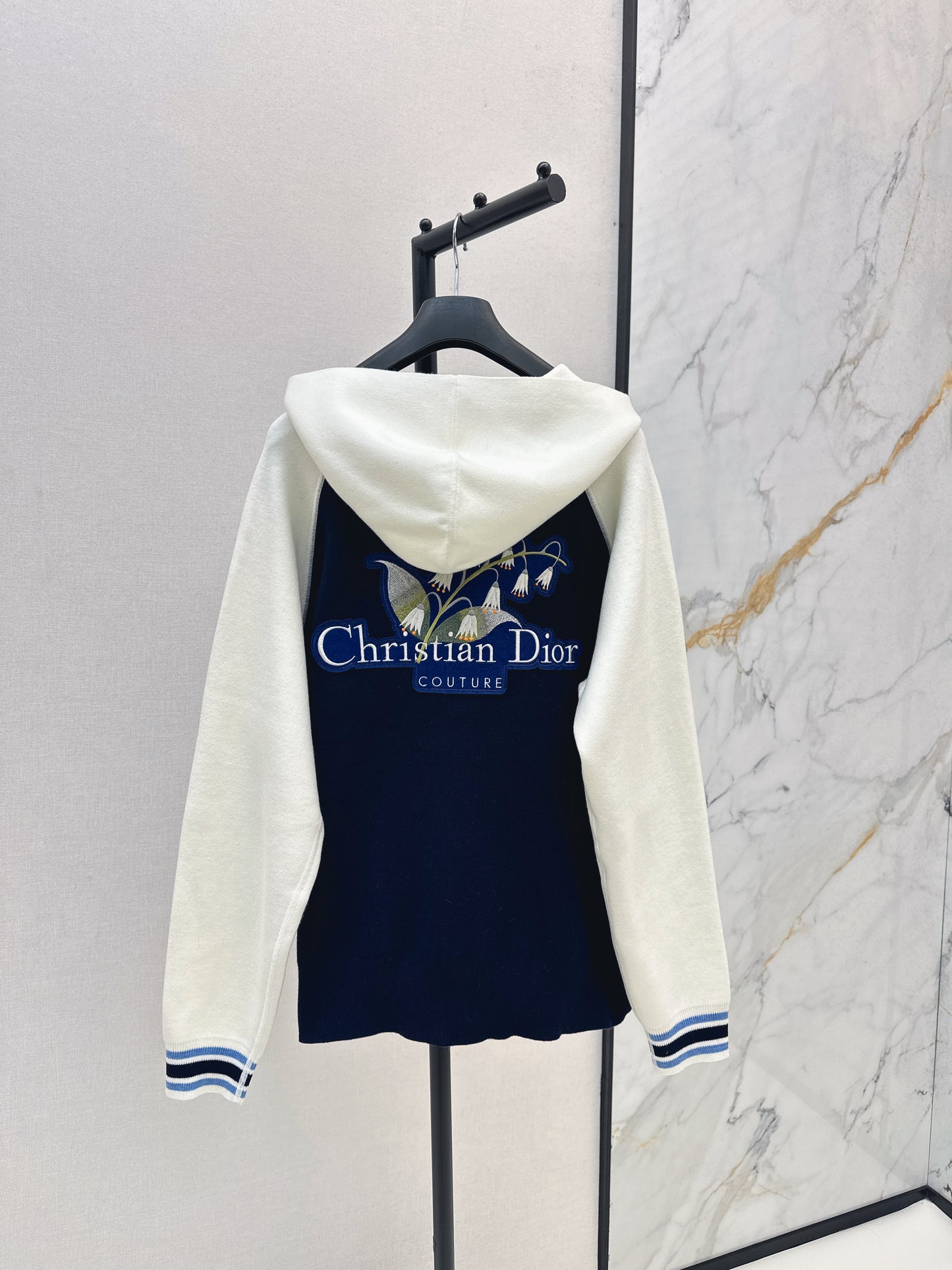 Di 25 Classic Baseball Jersey Knit Hooded Jacket