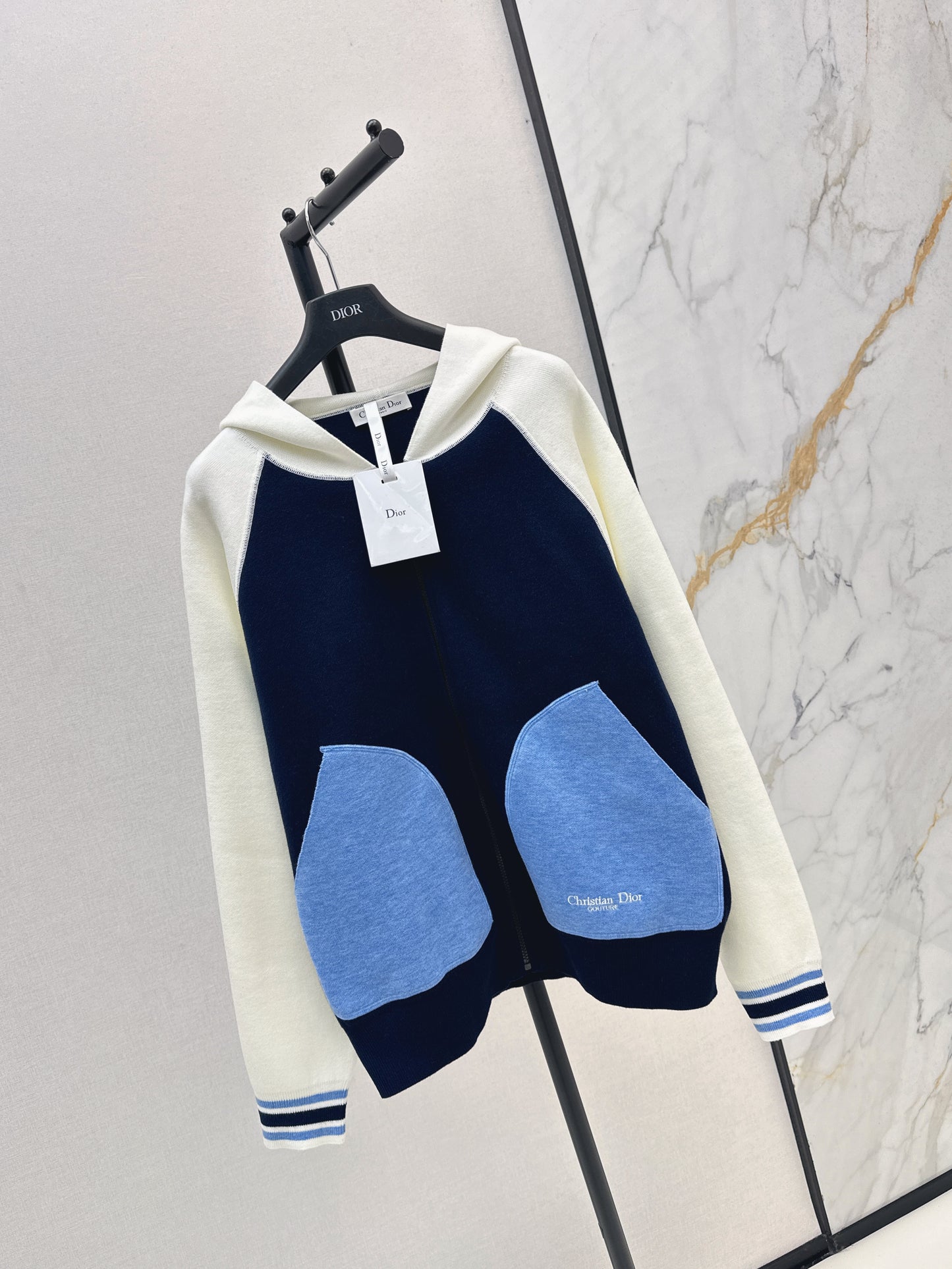 Di 25 Classic Baseball Jersey Knit Hooded Jacket