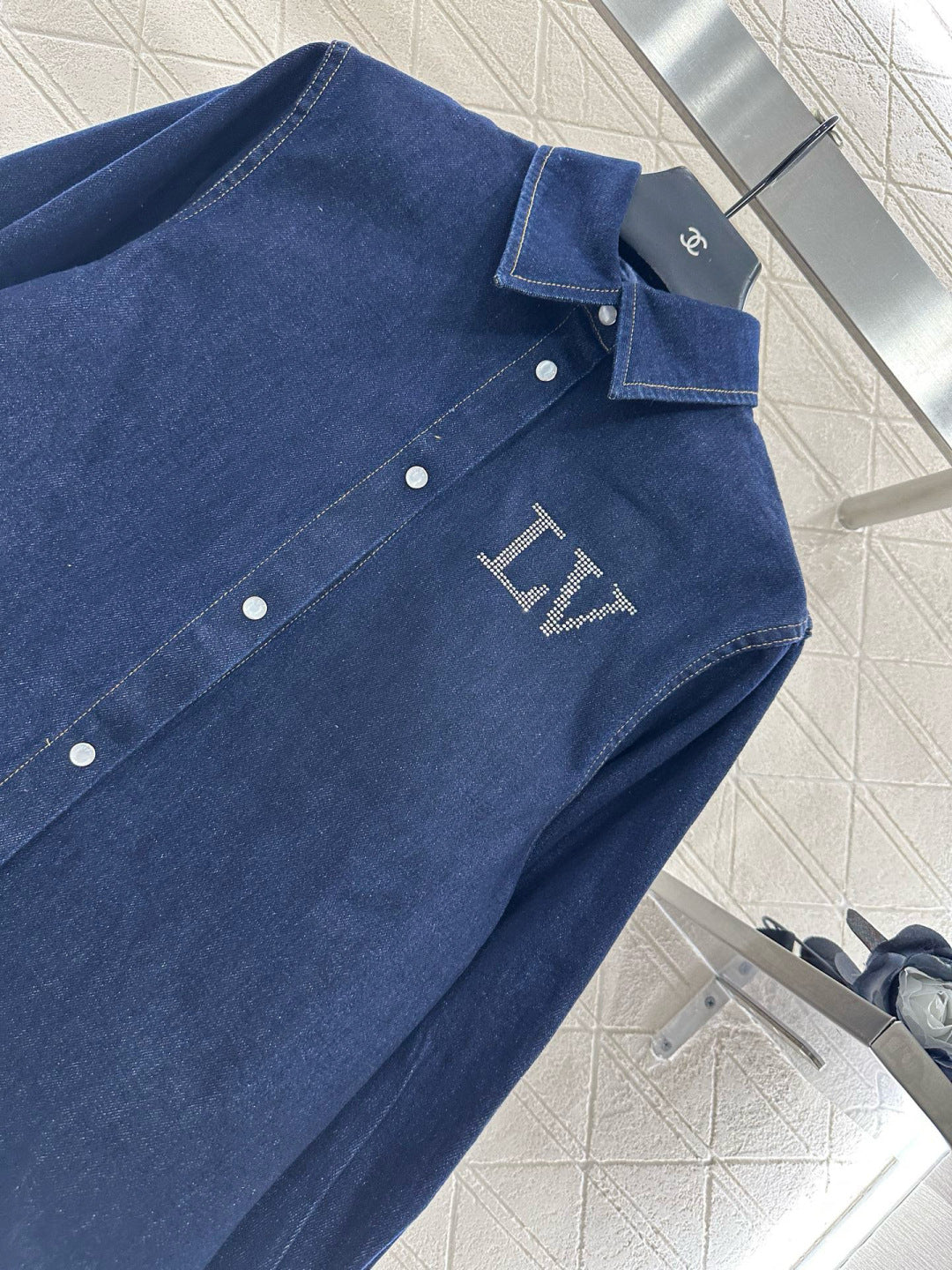 L 25 Collar rhinestone denim shirt+pants set