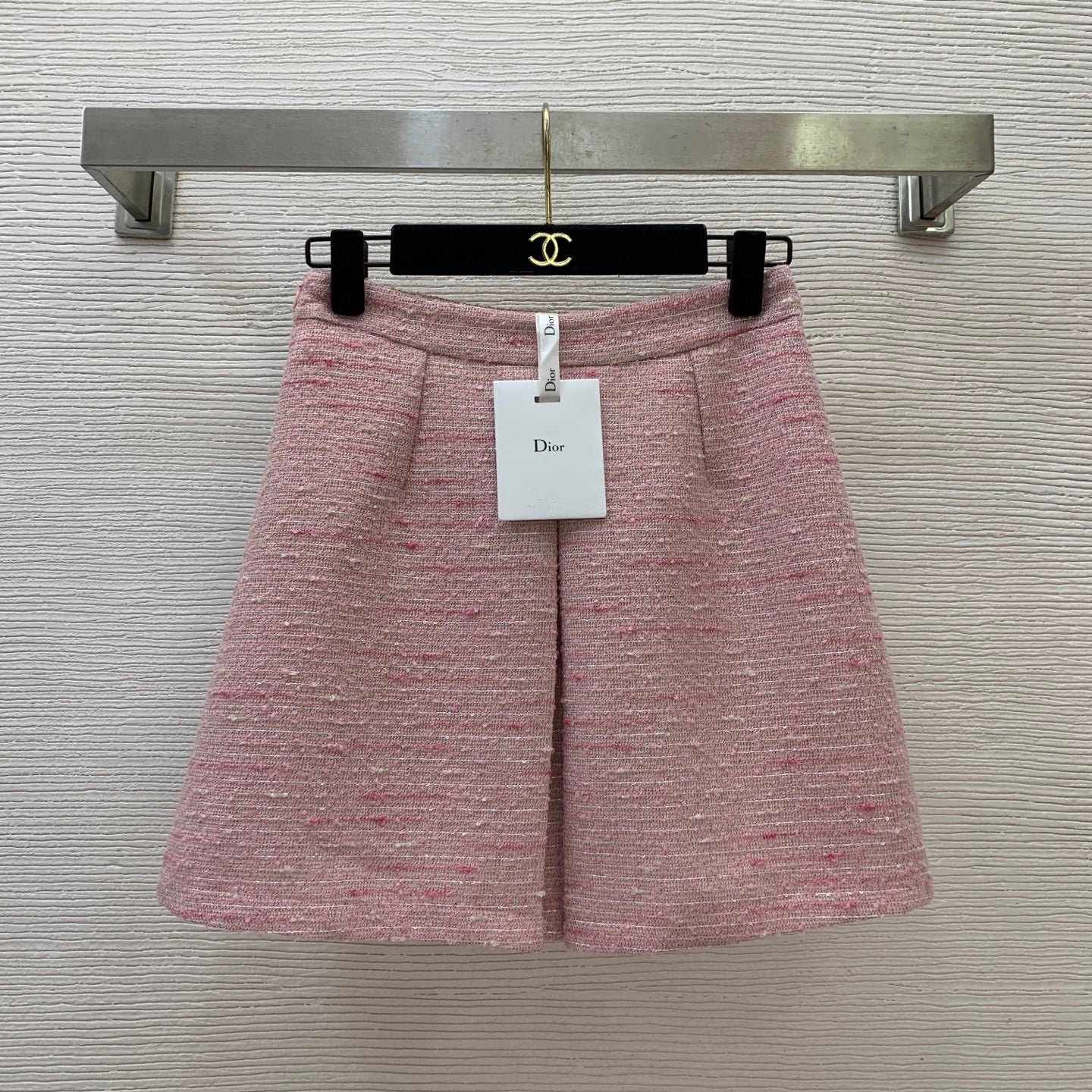 C 25 Sleeveless vest ➕ short skirt