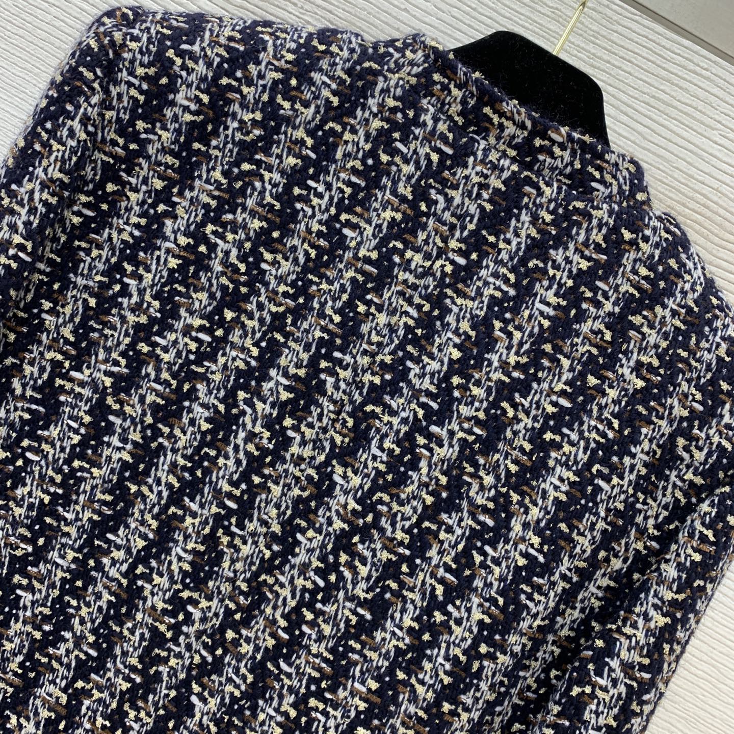 C 25 Wool blend and woolen woven short stand up collar jacket
