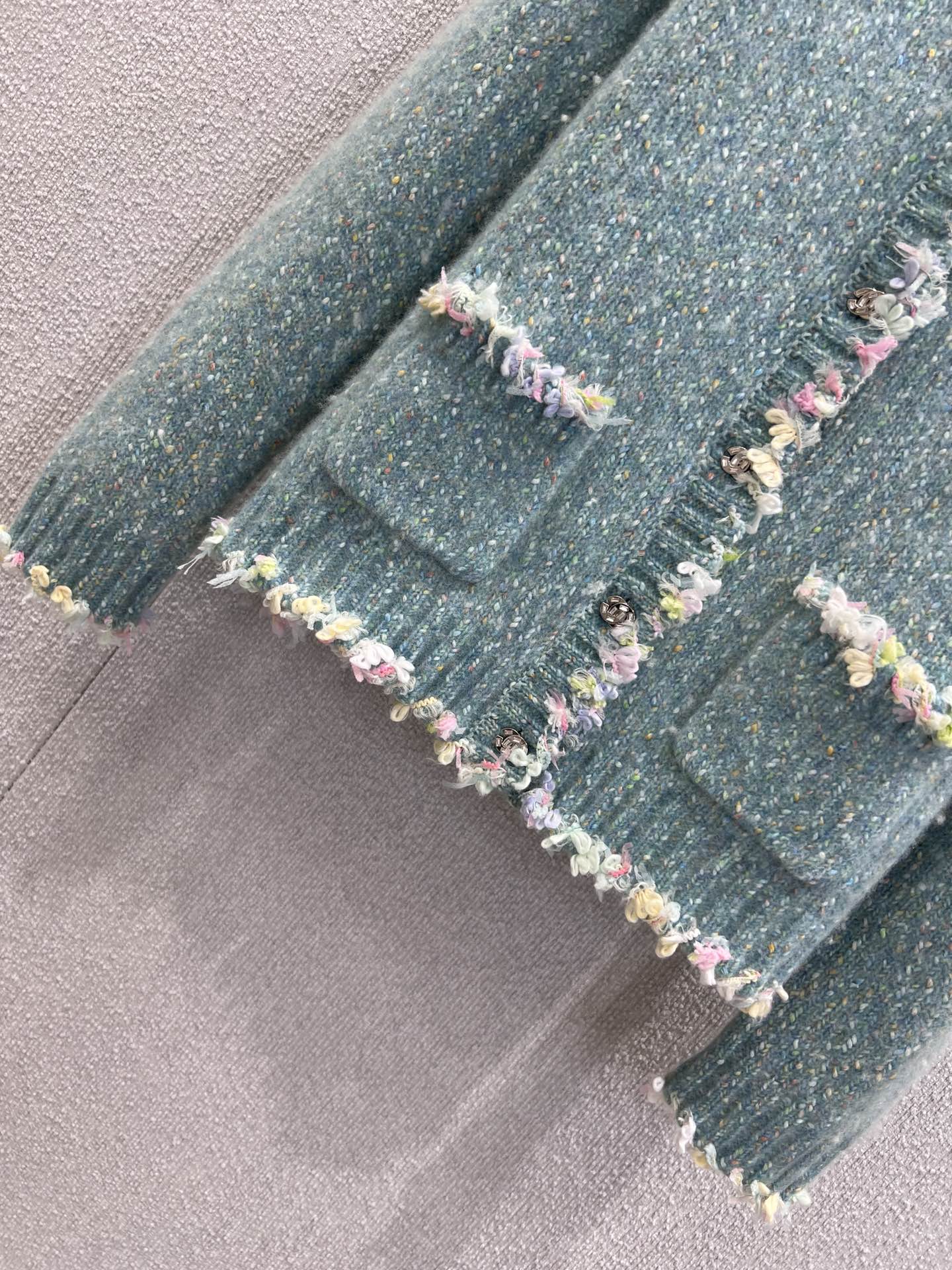 C 25B new light blue cashmere cardigan (high-end handmade workshop series)