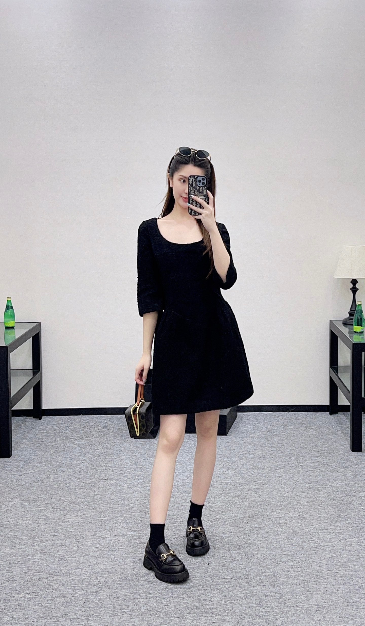 C 25 Mid sleeve round neck wool blend dress(beigi/black)