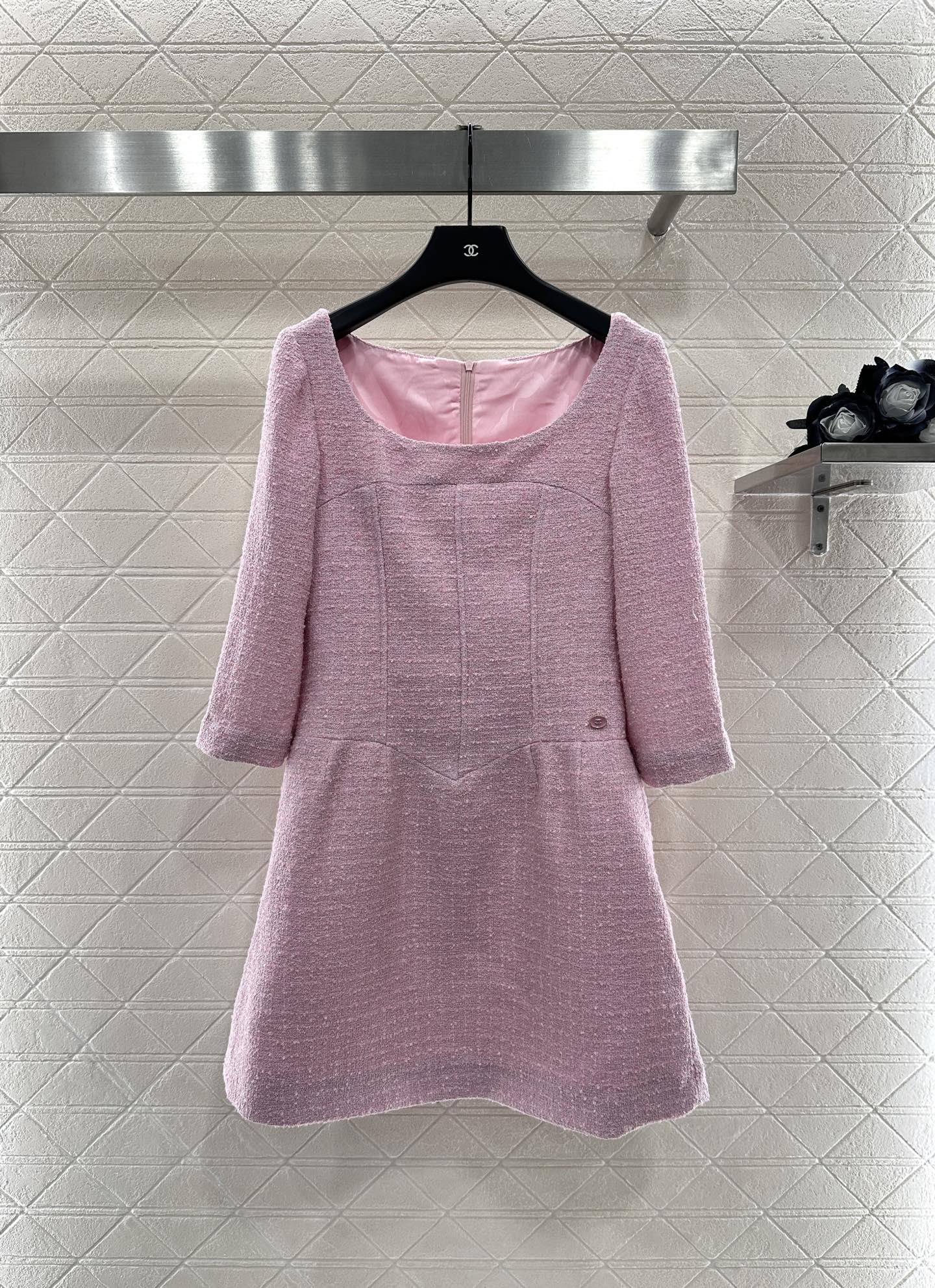 C 25 Mid sleeve round neck dress