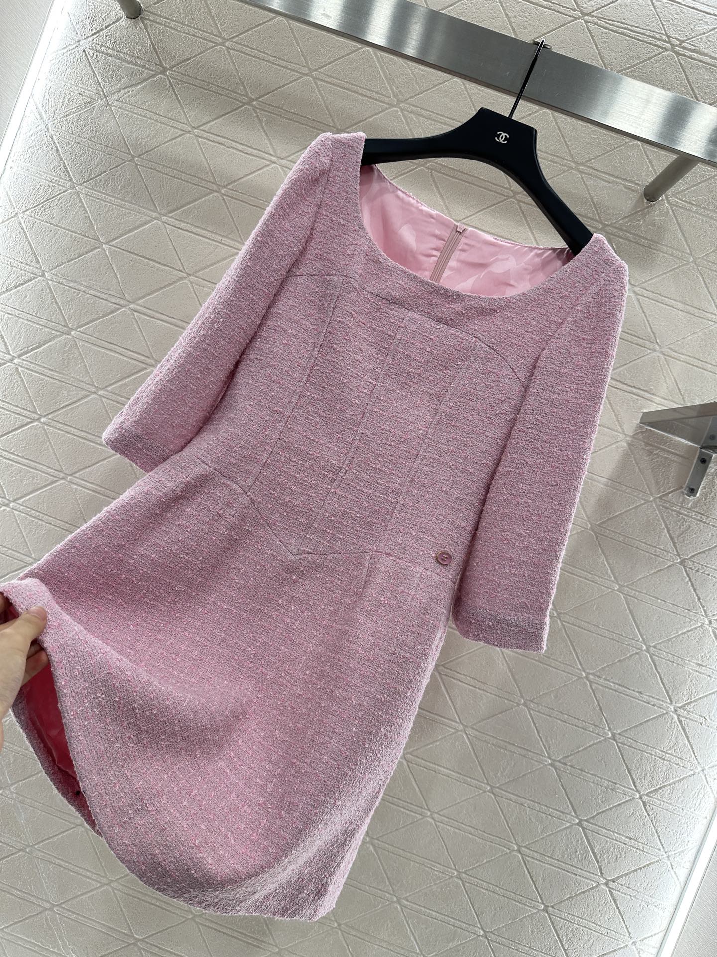 C 25 Mid sleeve round neck dress