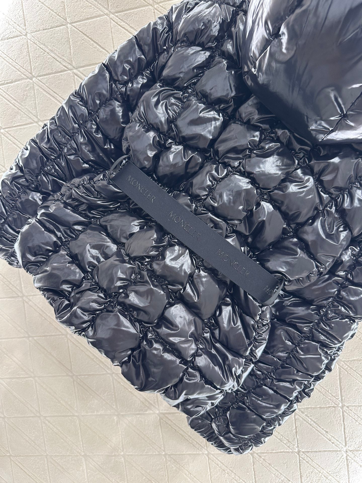 Mon 25 Stand up collar belt down jacket (made of waterproof and windproof material)(BLACK/PINK)