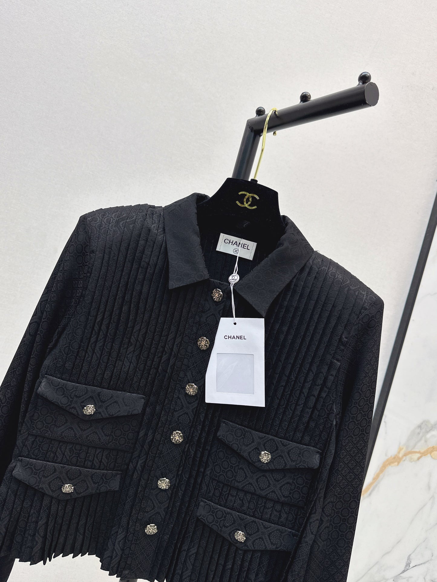 C 25 silk shirt
