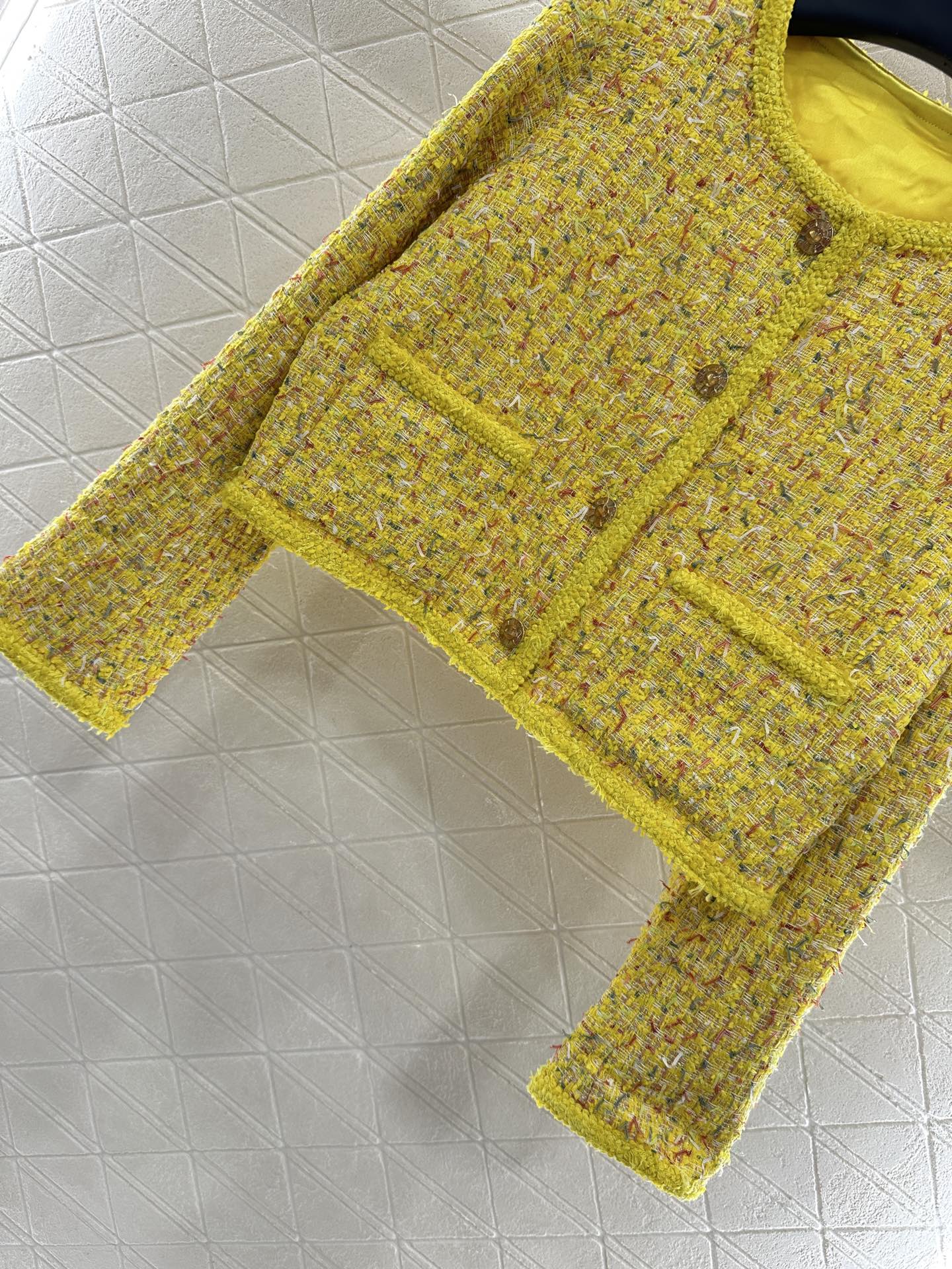 C 25 Colorful woven jacket
