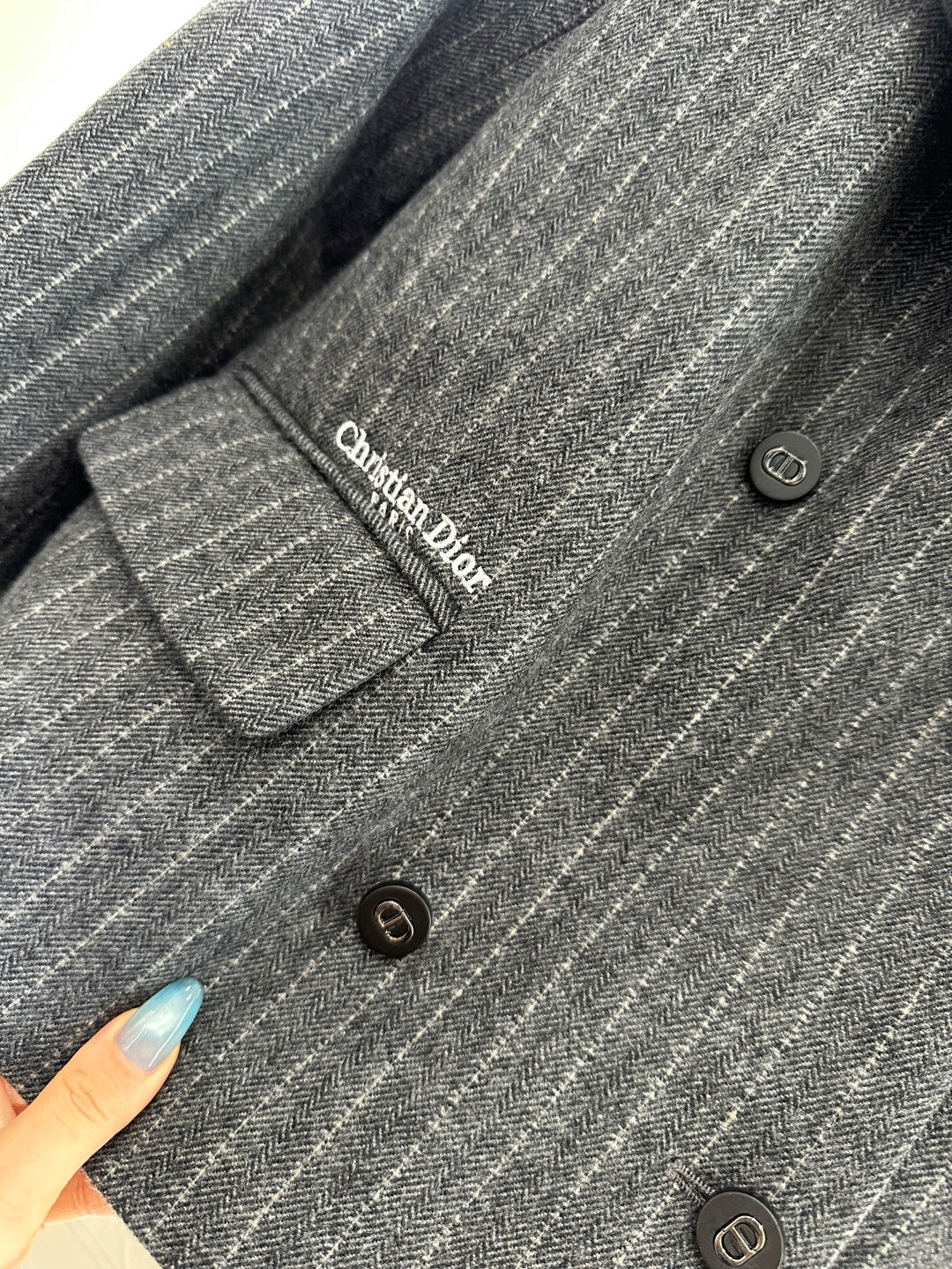 Di 25 Large collar striped suit jacket