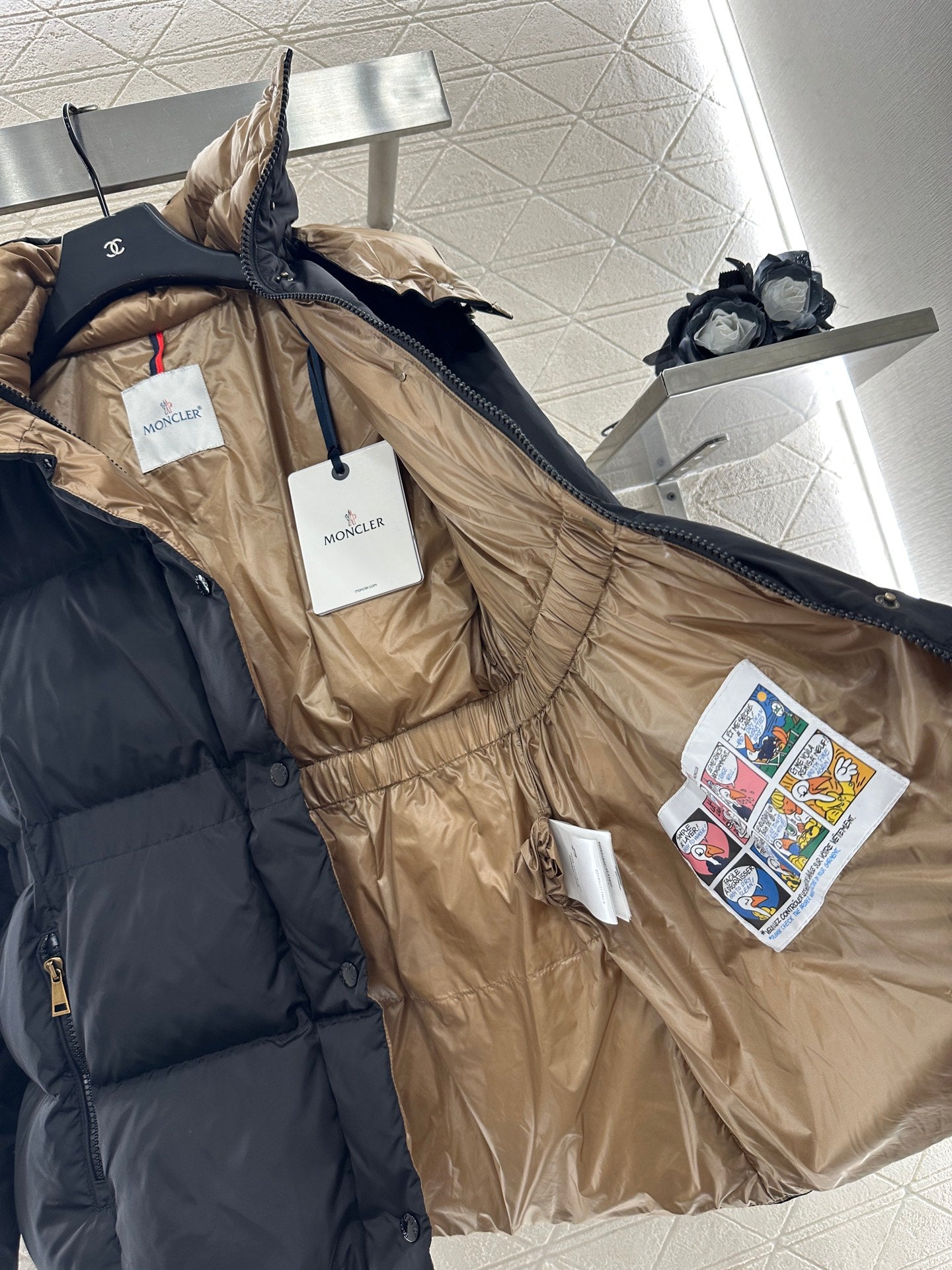 Mon 25 Detachable hooded waist-hugging mid-length down jacket